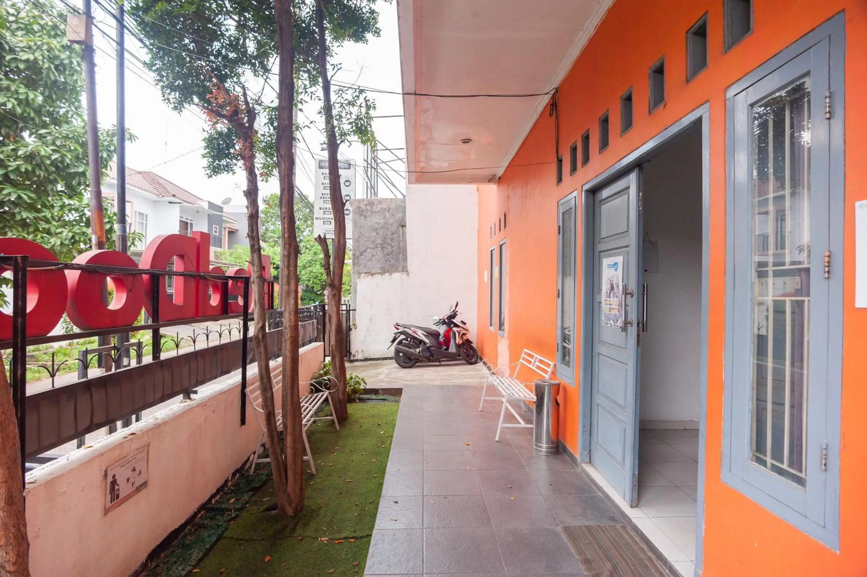 Property building in RedDoorz Syariah near Grand Galaxy Park