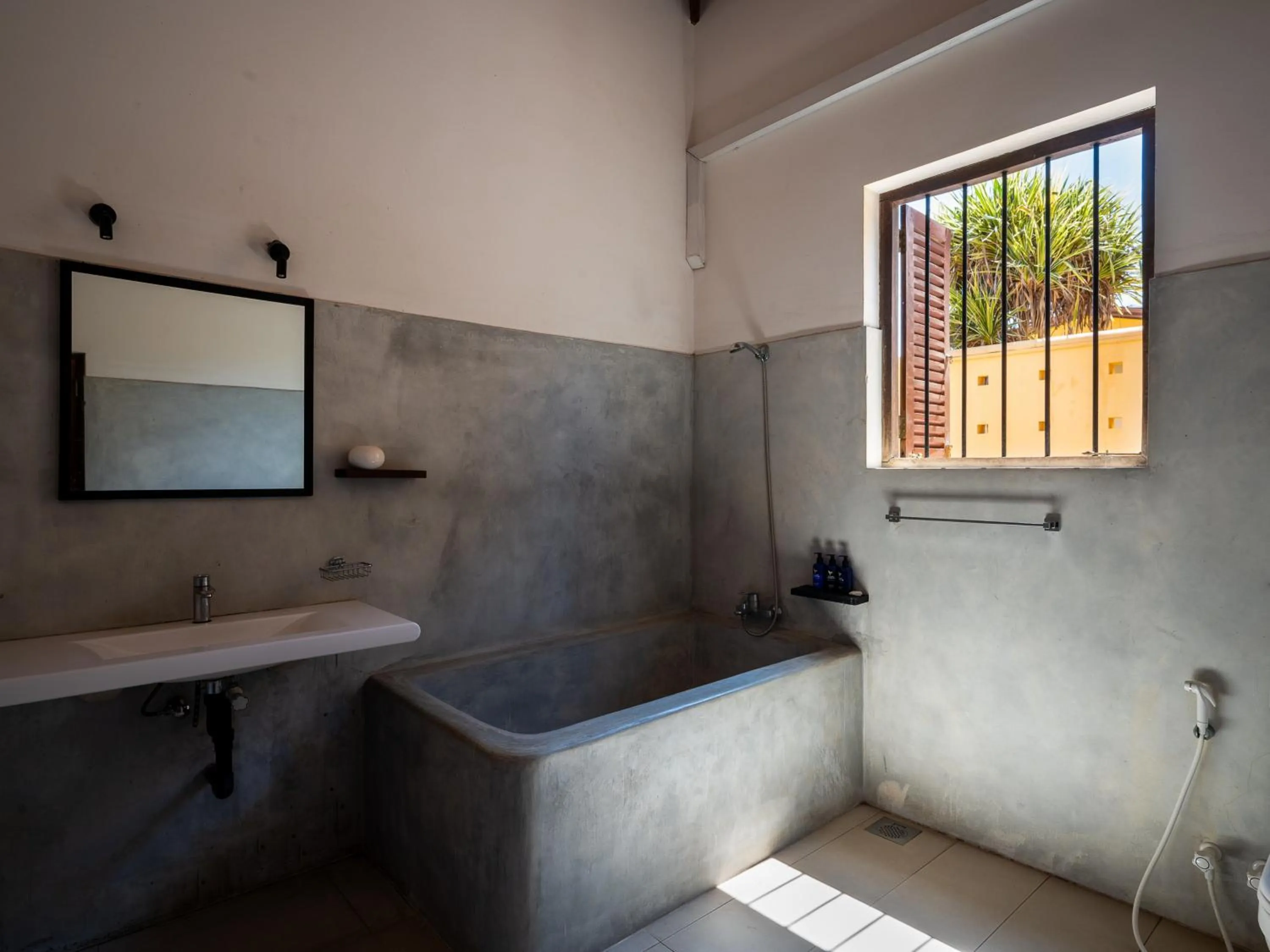 Bathroom in Villa Sunbird Negombo