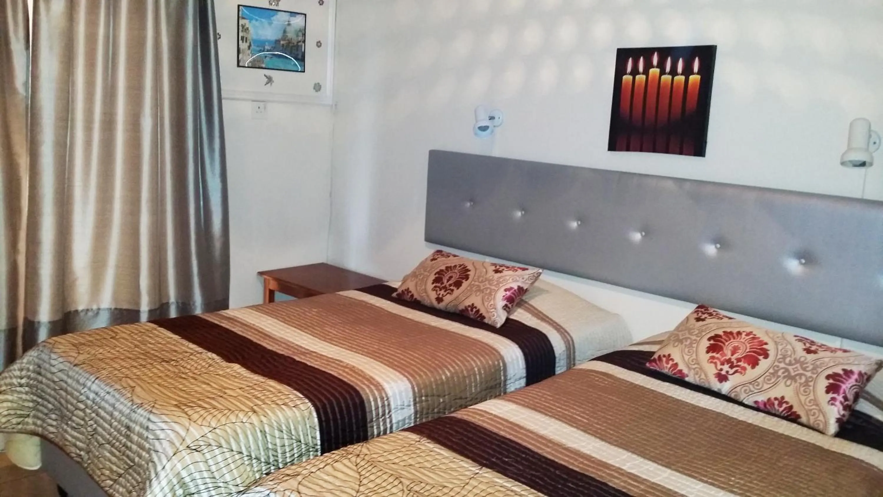 Bedroom, Bed in Florence Hotel Apartments