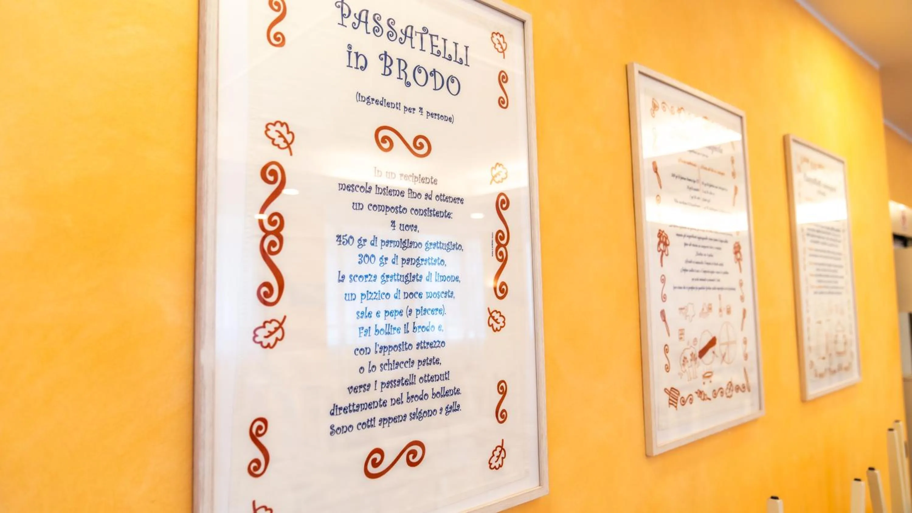 Restaurant/places to eat in Hotel Nobel