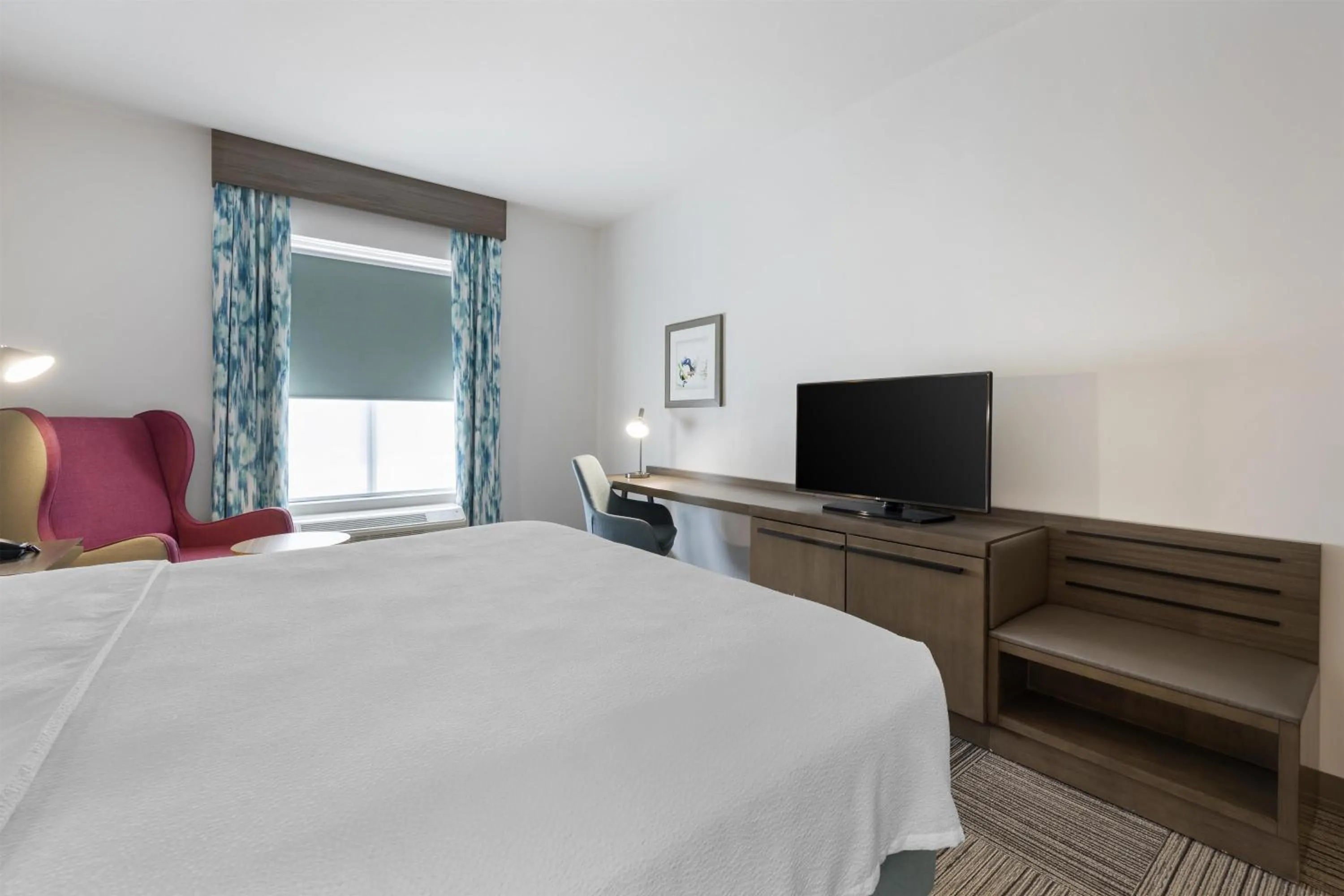 Bed in Hilton Garden Inn Gallatin