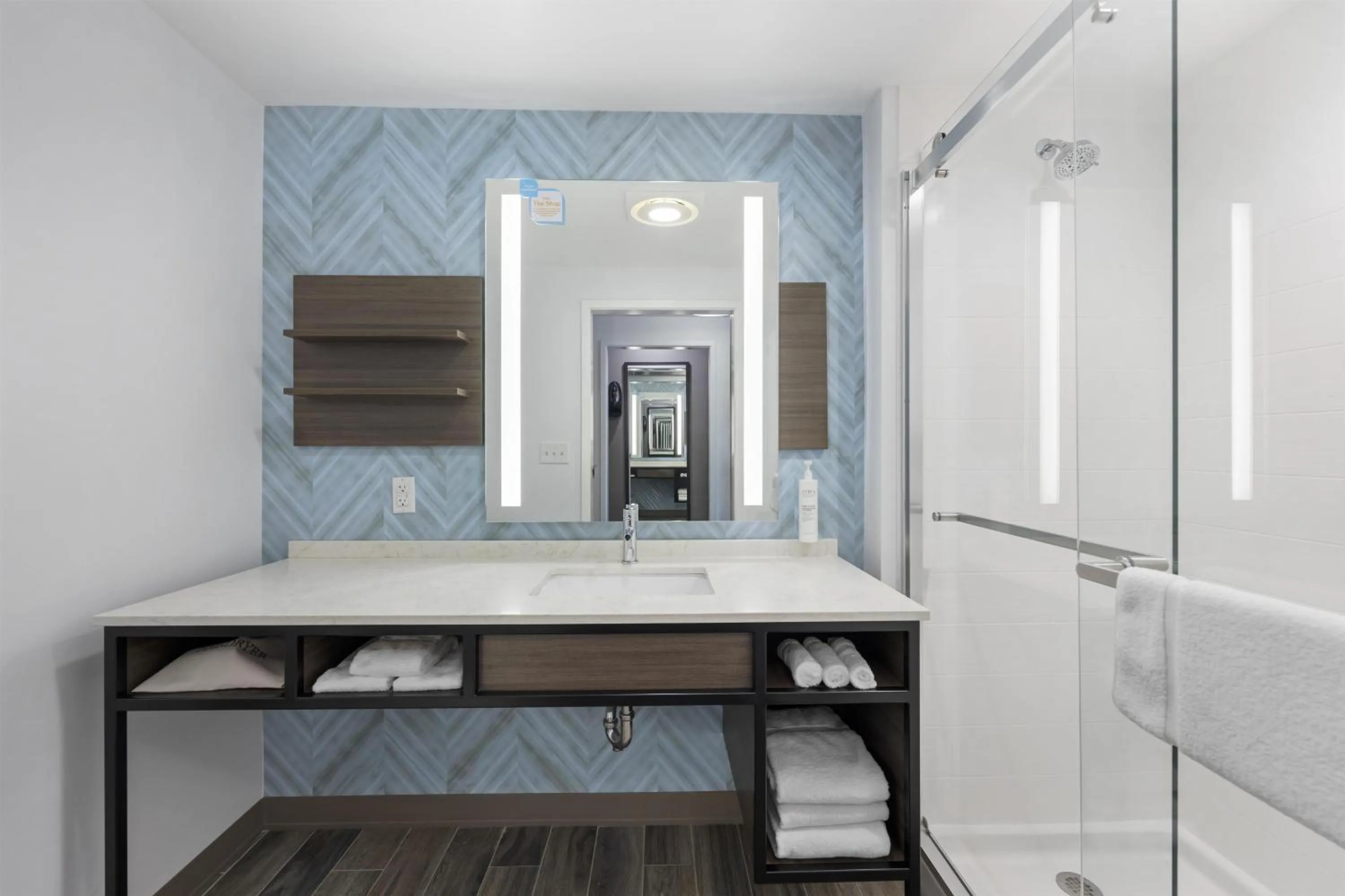 Bathroom in Hilton Garden Inn Gallatin