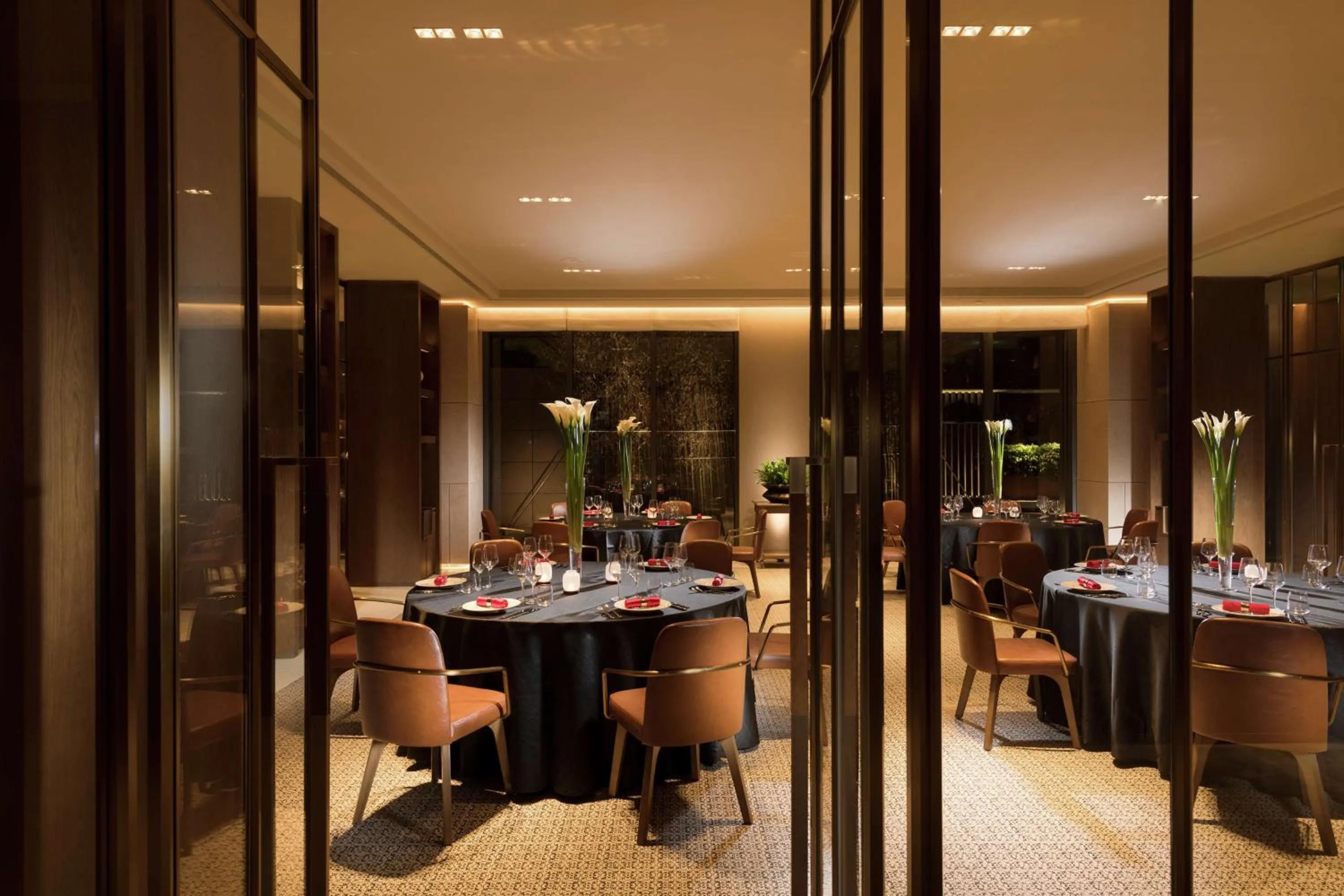 Restaurant/places to eat in Joyze Hotel Xiamen, Curio Collection By Hilton