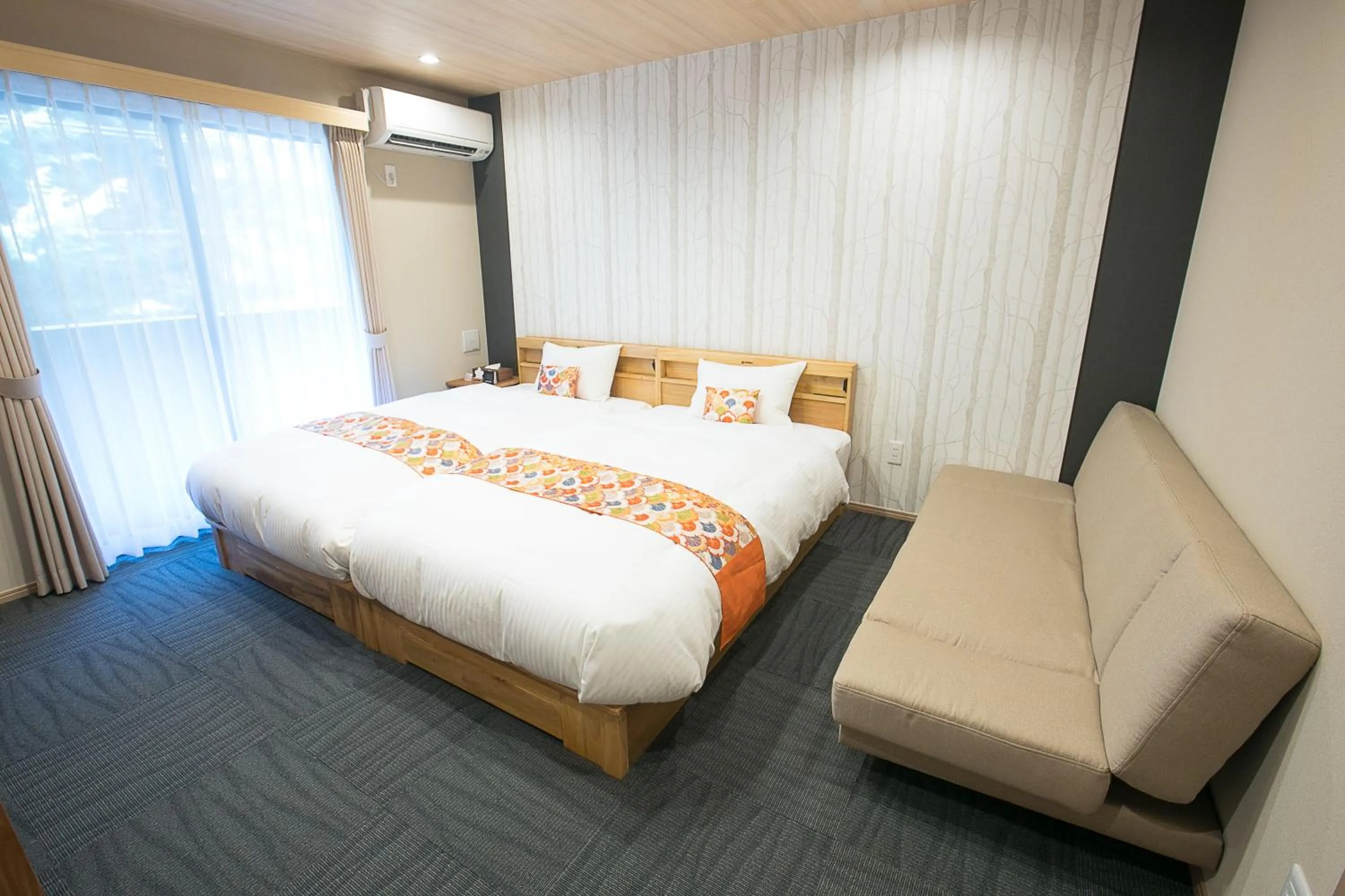 Living room, Bed in Stay SAKURA Kyoto Ryu