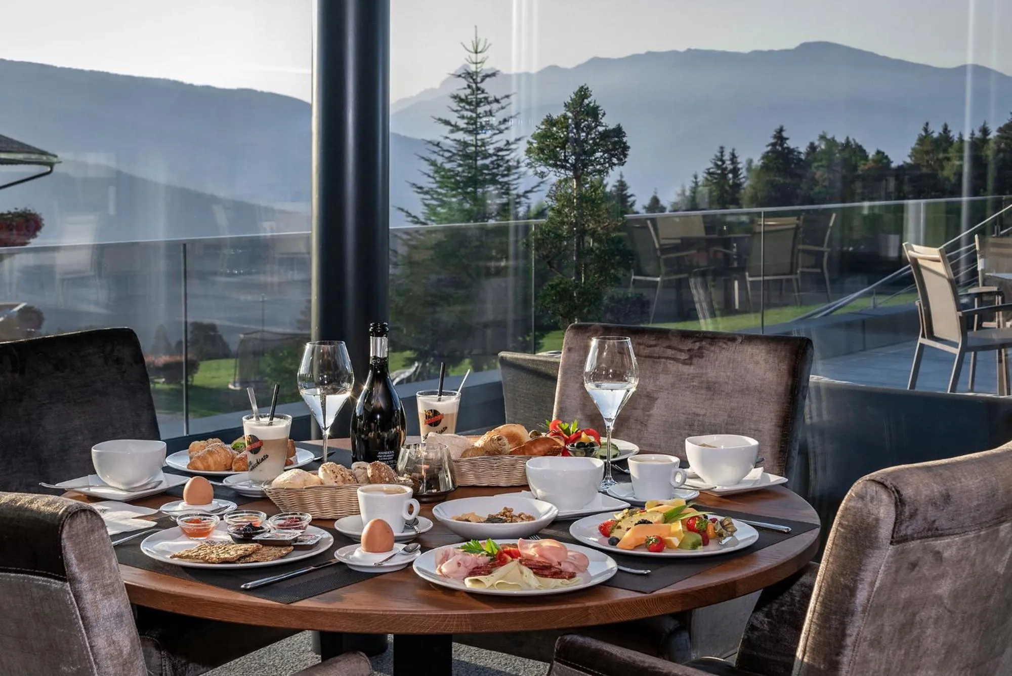 Continental breakfast in Hotel Edelweiss