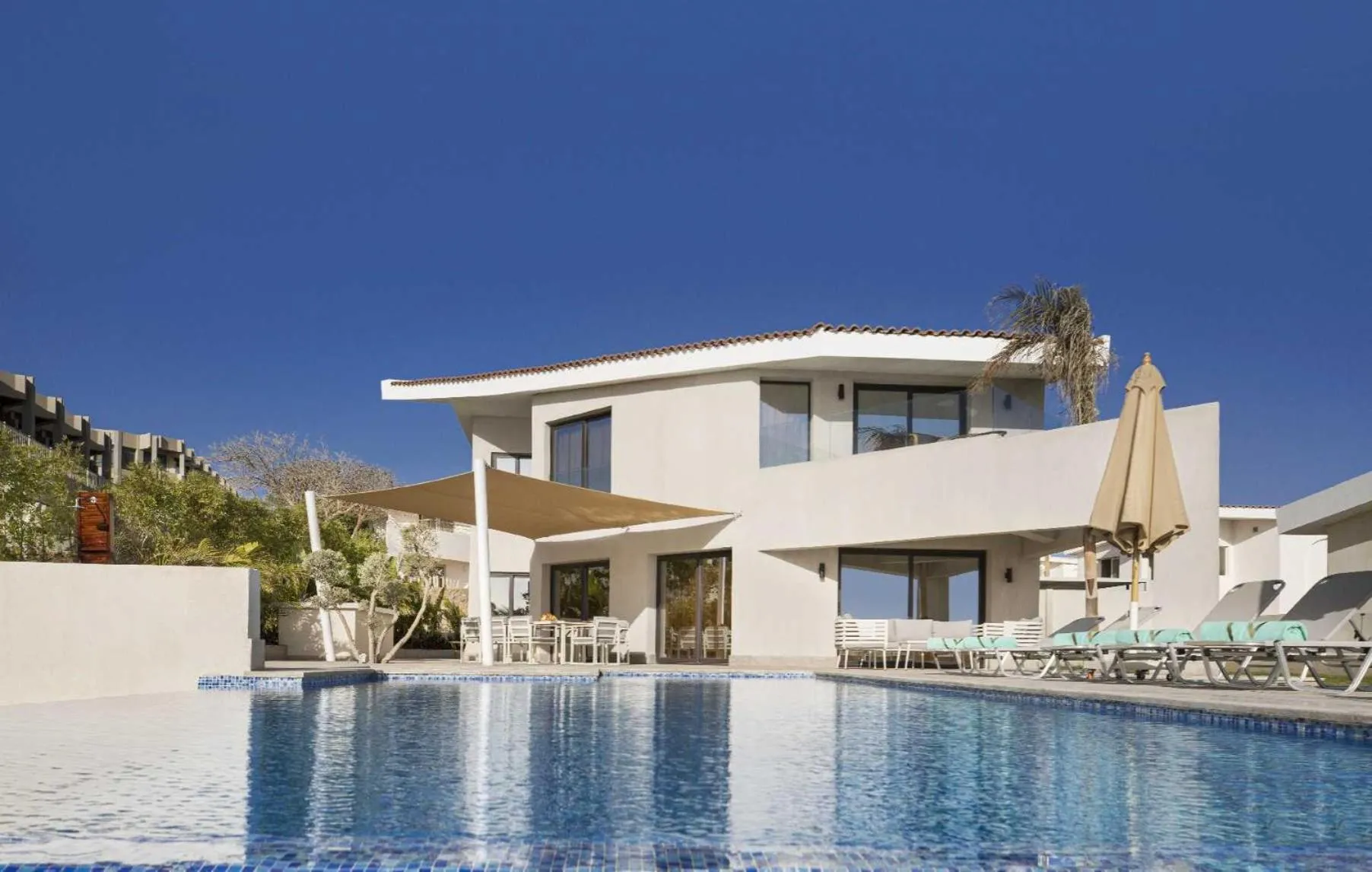 Day in V Hotel Sharm El Shiekh