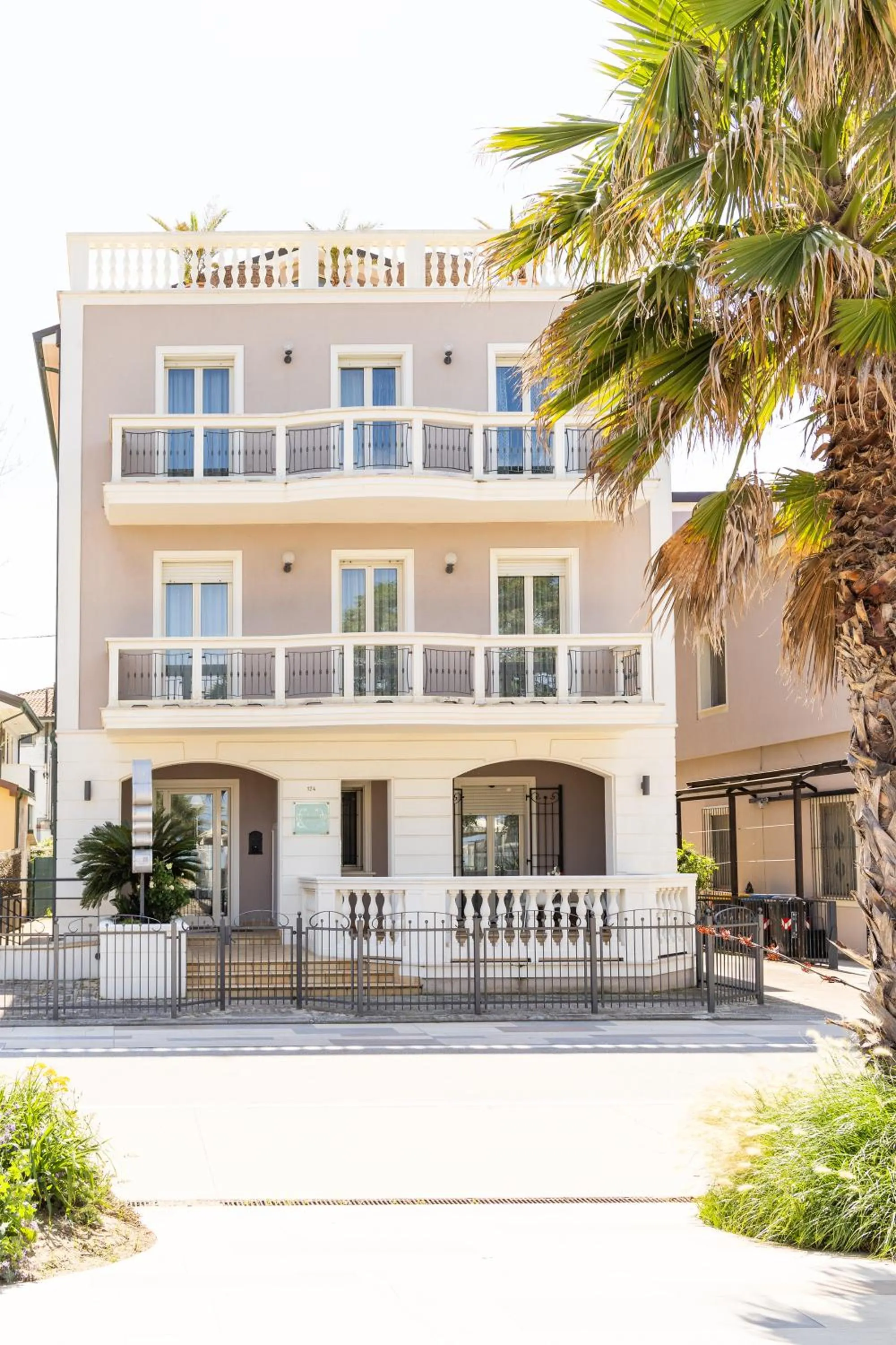 Property building in Residenza Mediterranea Apartments