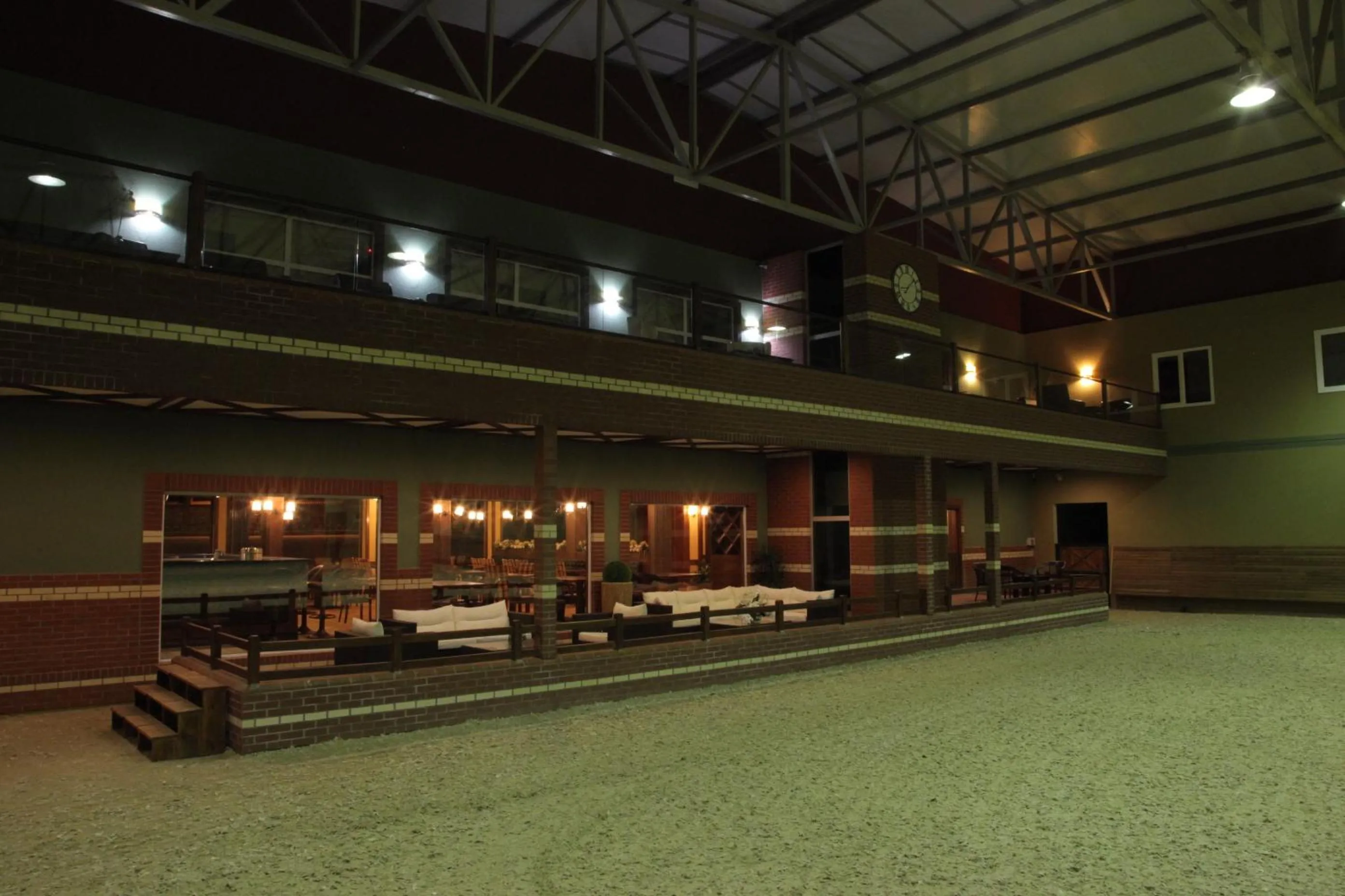 Horse-riding in Padok Premium Hotel & Stables