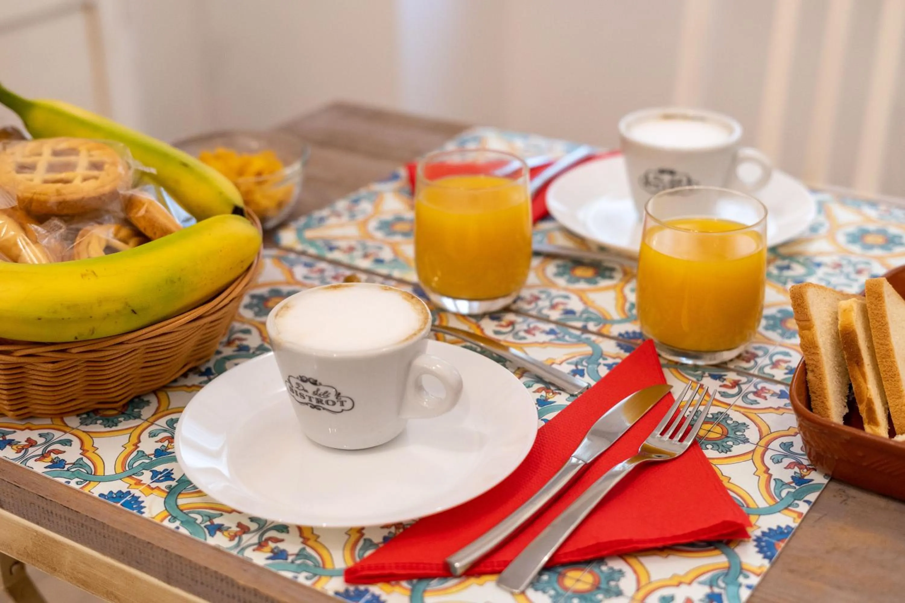 Dining area in VaticanRome GUESTHOUSE
