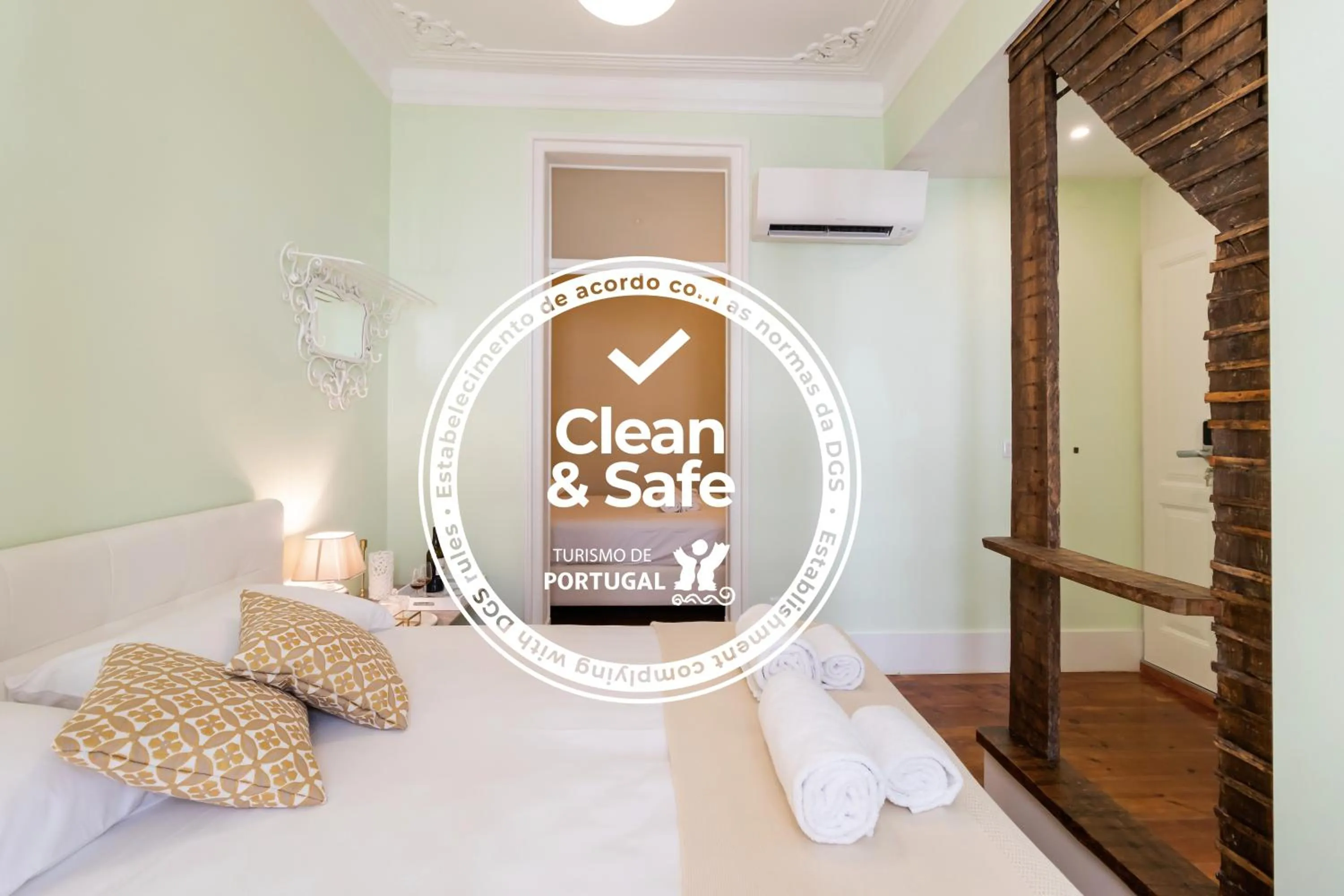 Bedroom, Bed in 1898 Home & Suites