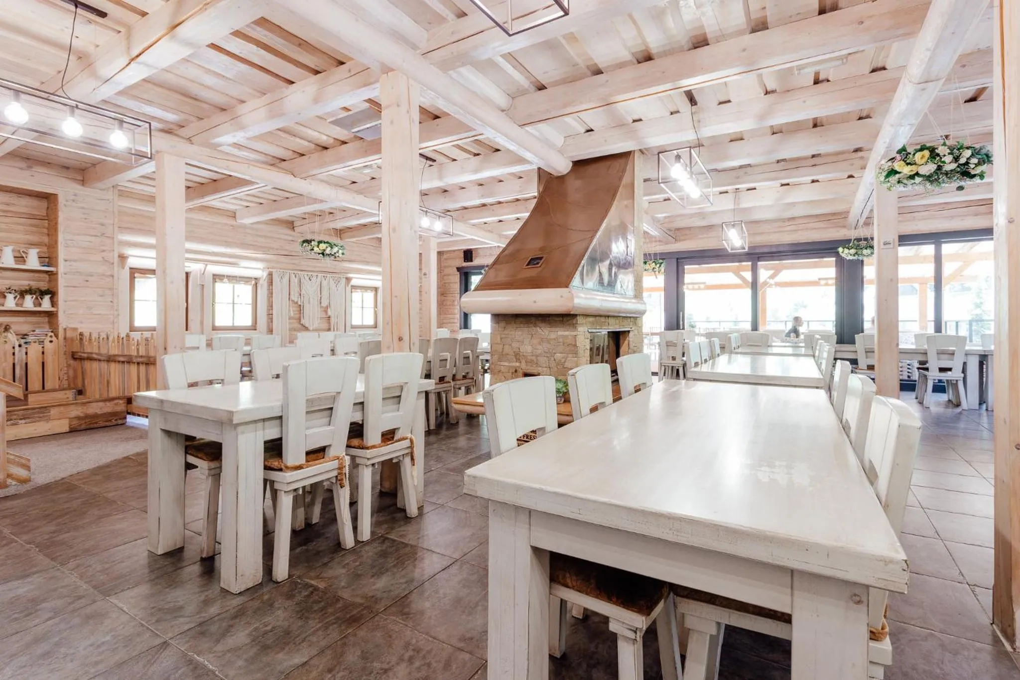 Restaurant/places to eat in Hotel Marlene