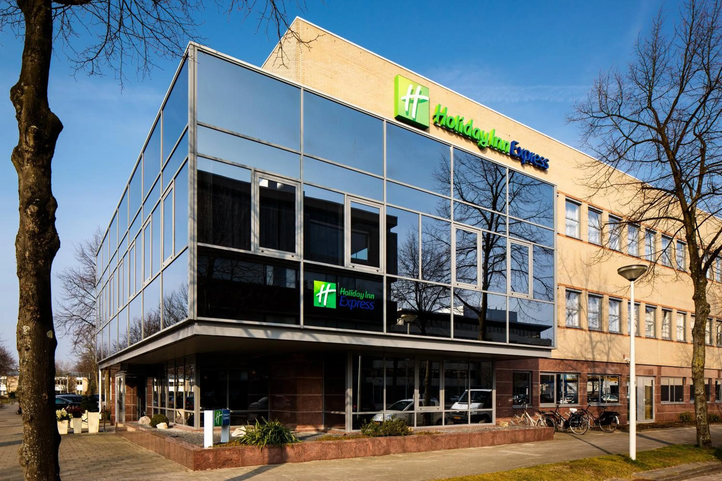 Property building in Holiday Inn Express Amsterdam - South by IHG