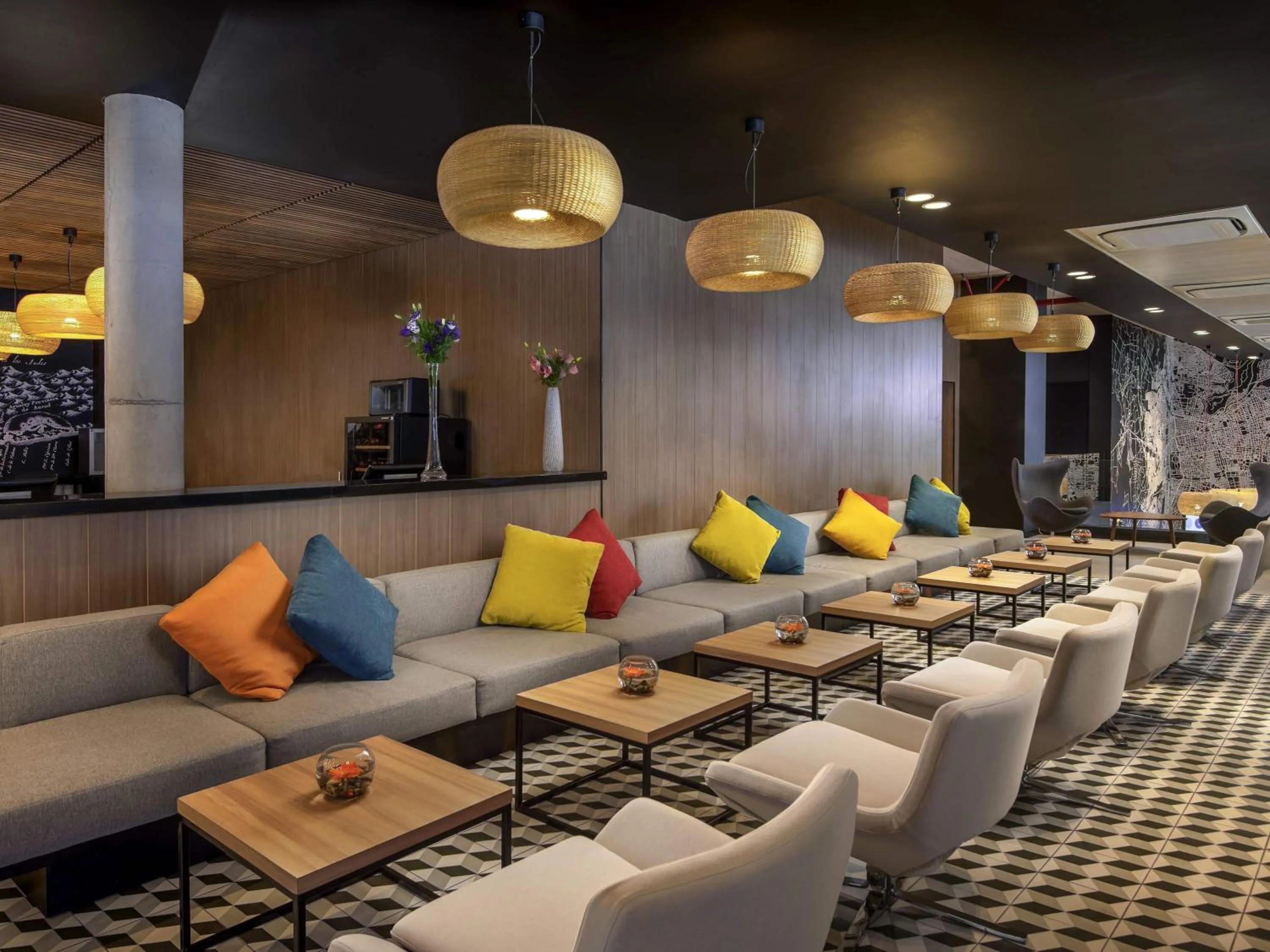 Restaurant/places to eat in Novotel Santiago Providencia