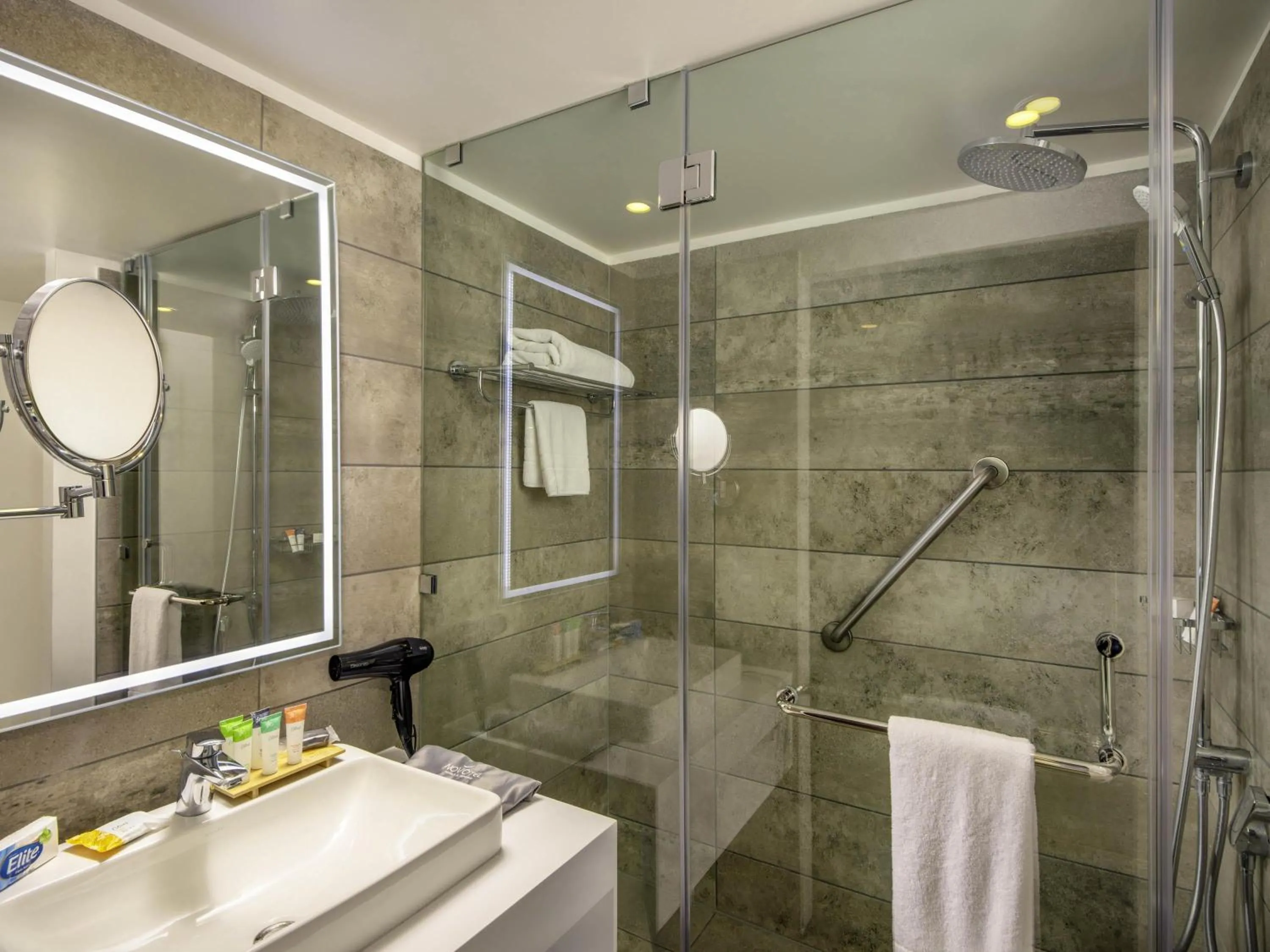 Bedroom in Novotel Santiago Providencia