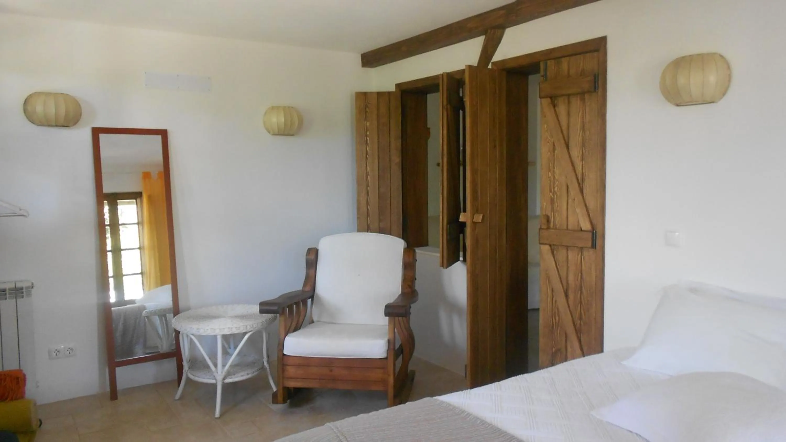 Bedroom, Bed in Uma Casa a Beira Sol