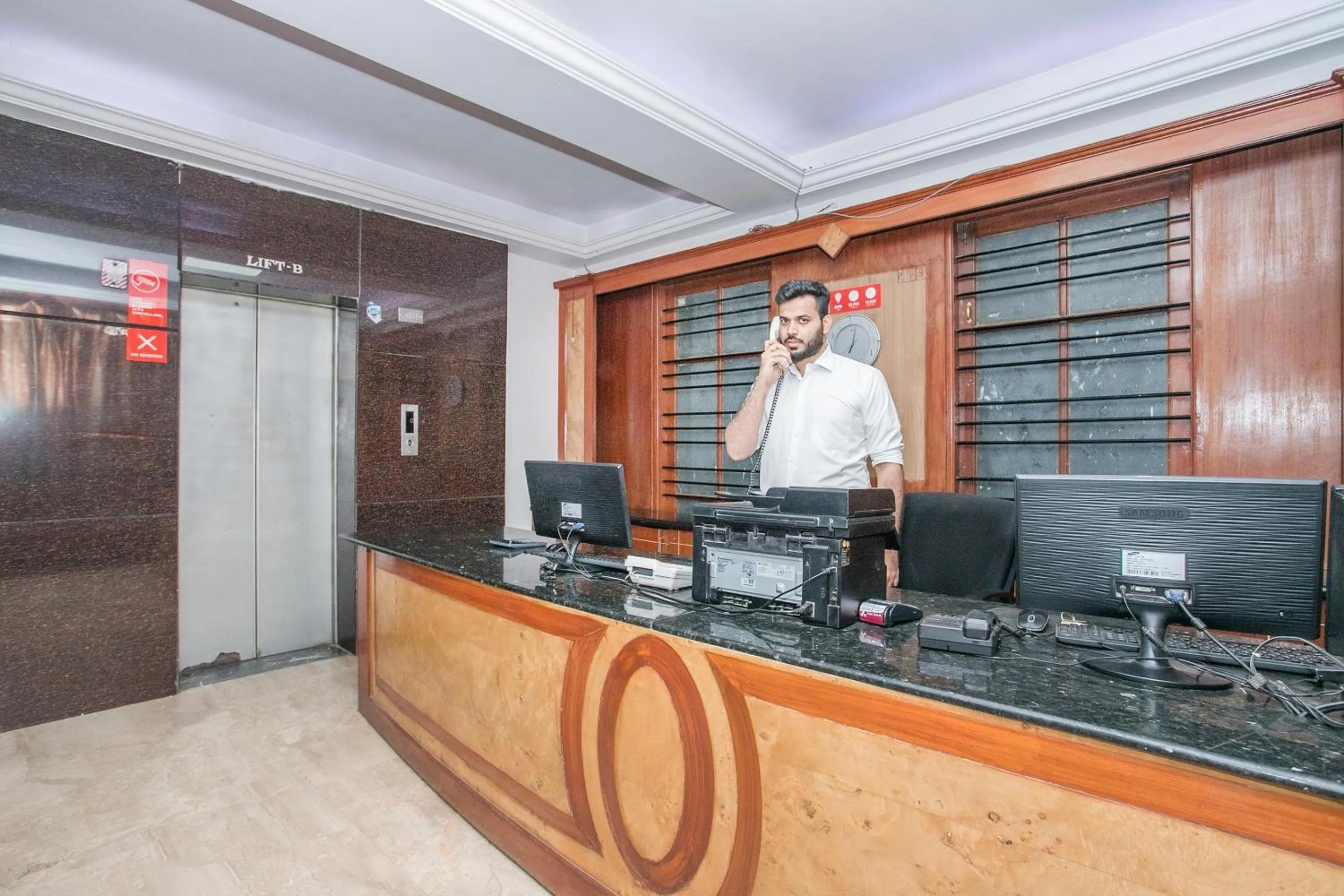 Lobby or reception in Hotel Chetan International