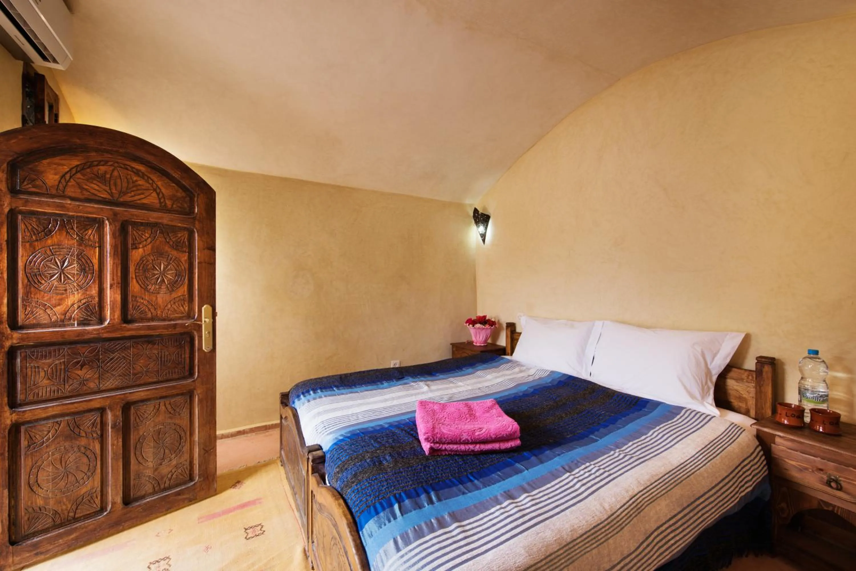 Bedroom, Bed in Imlil Lodge