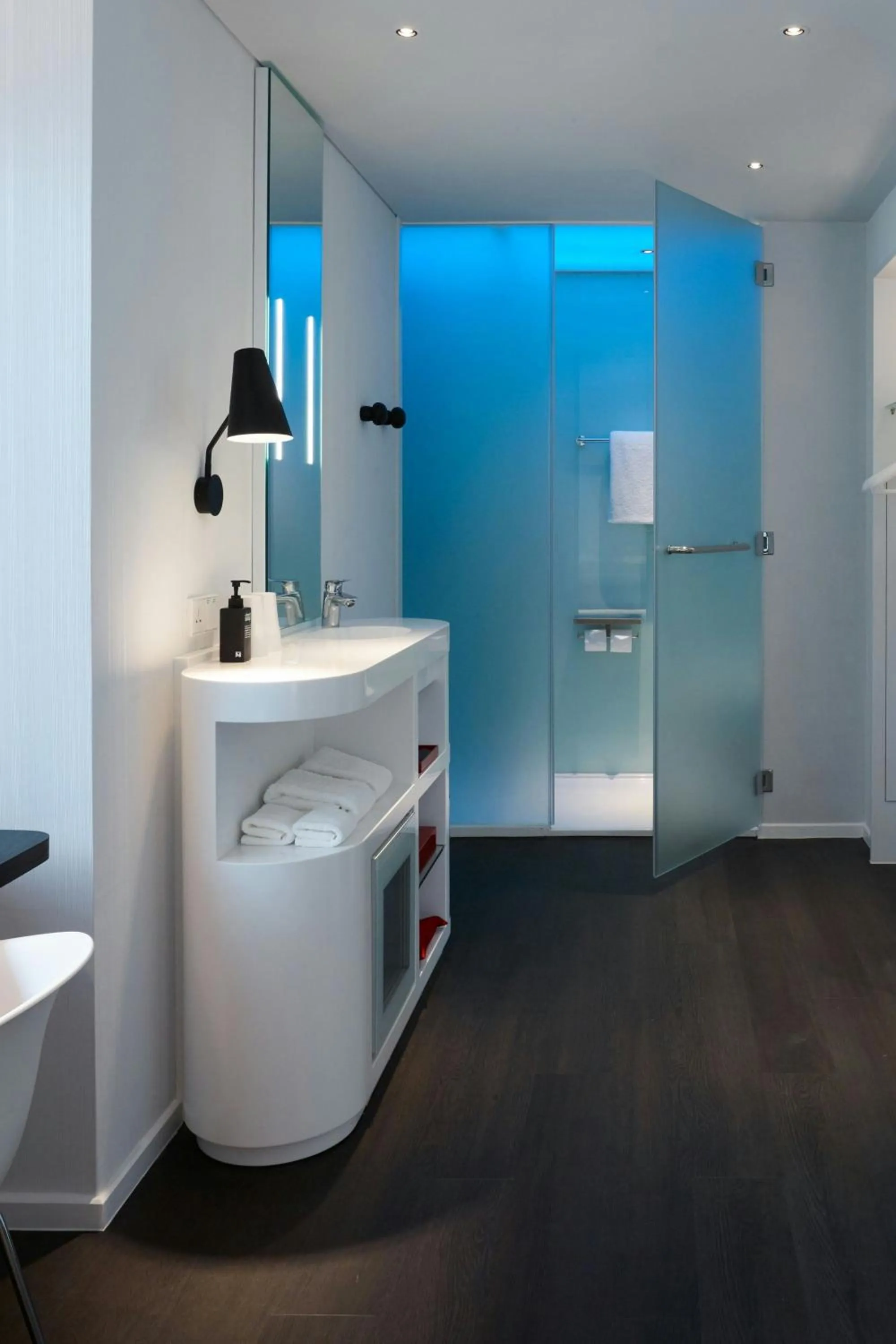 Bedroom in citizenM Kuala Lumpur