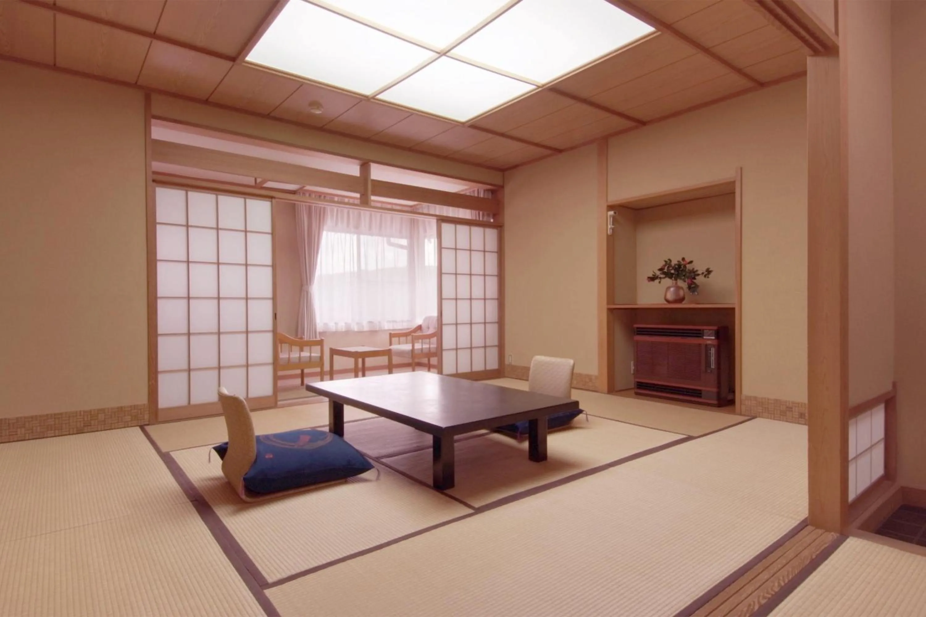 Photo of the whole room in Yokikan