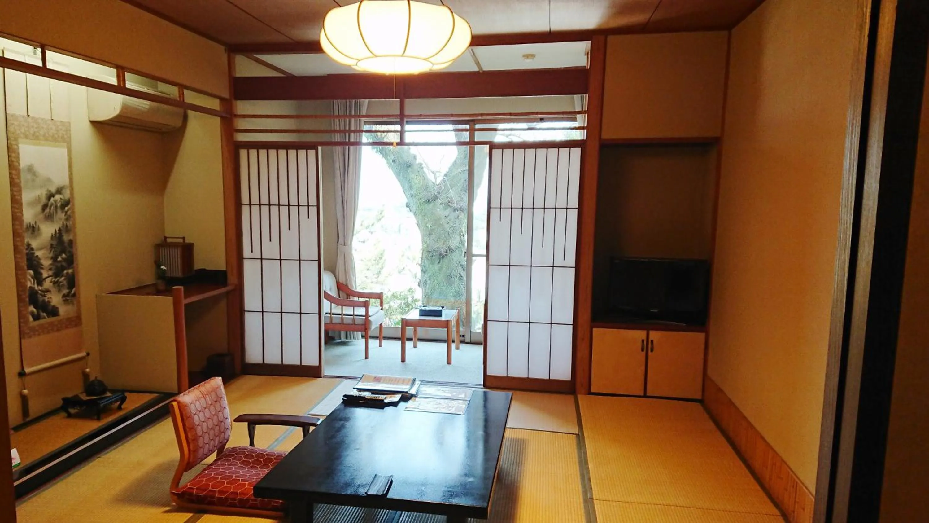 Photo of the whole room in Yokikan