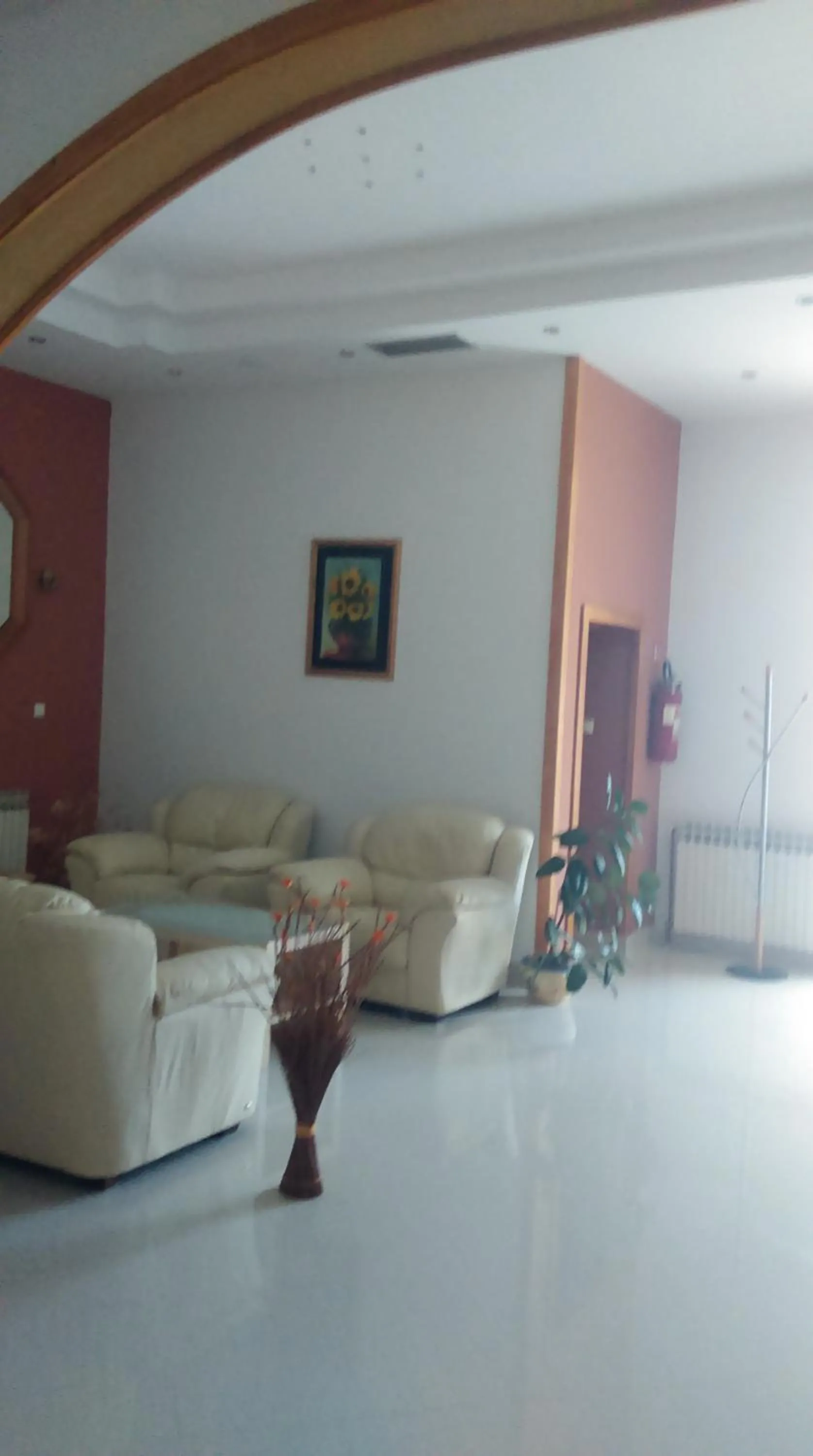 Communal lounge/ TV room in Hotel Metković