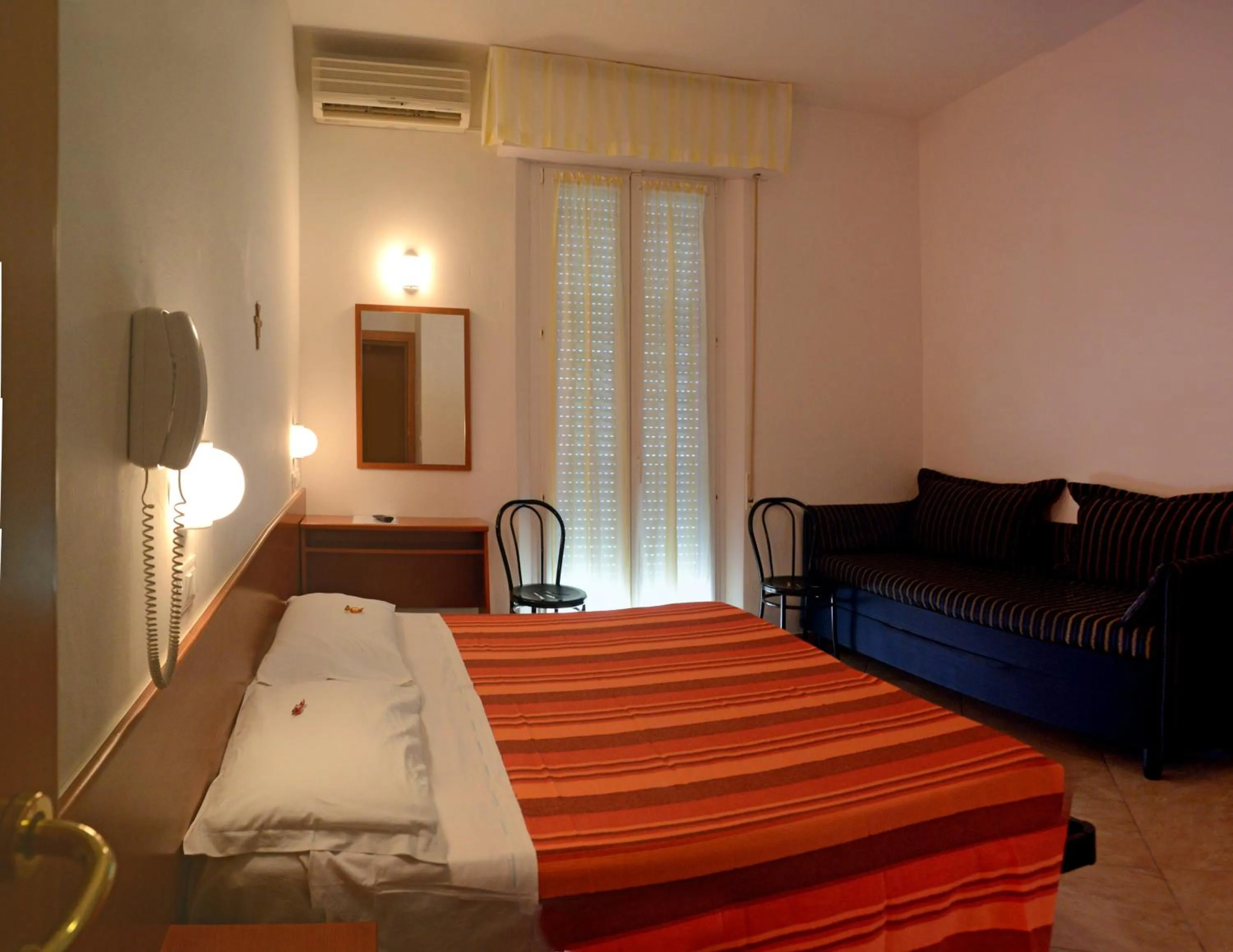 Photo of the whole room in Hotel Trinidad