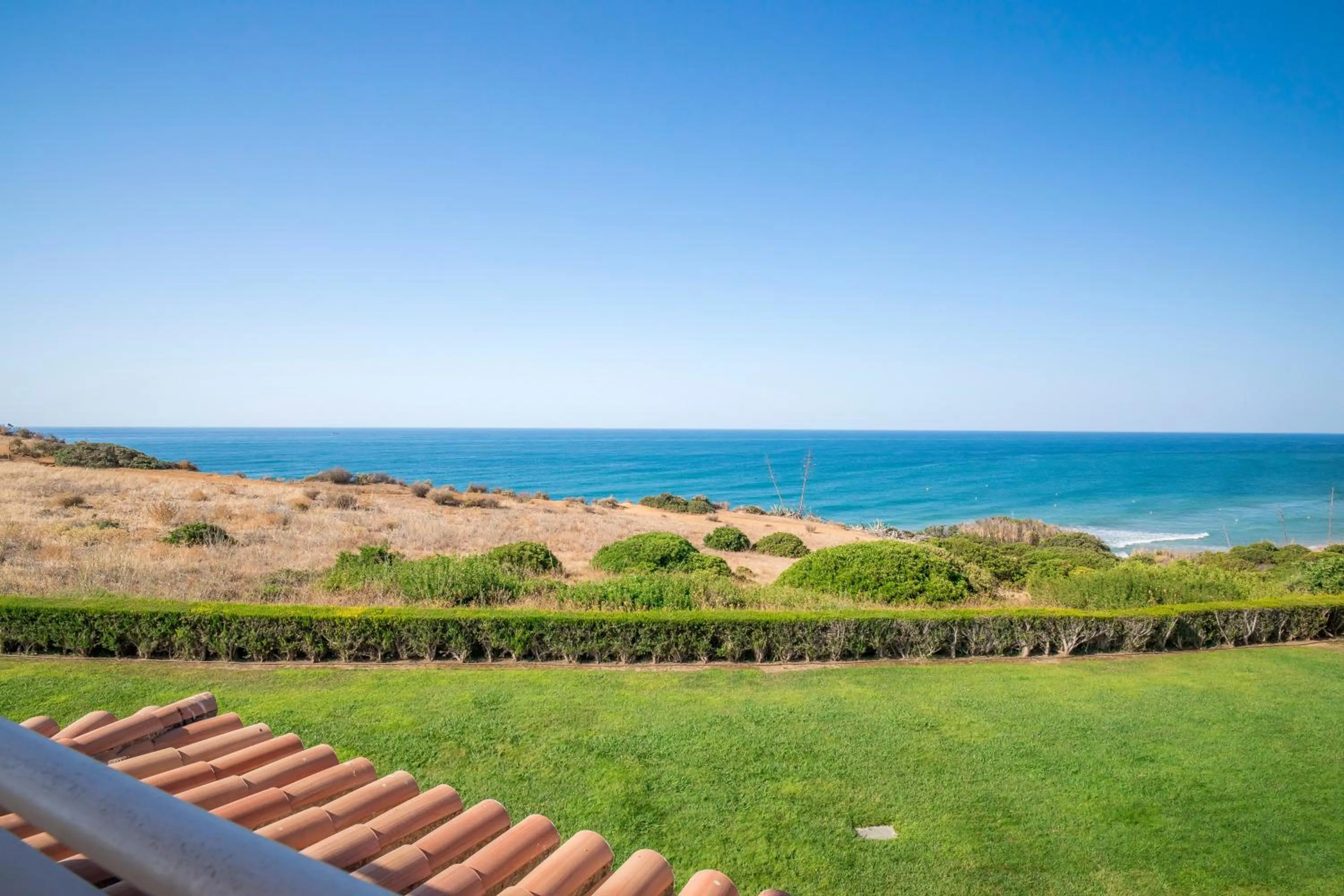 Day in Clube Porto Mos - Sunplace Hotels & Beach Resort