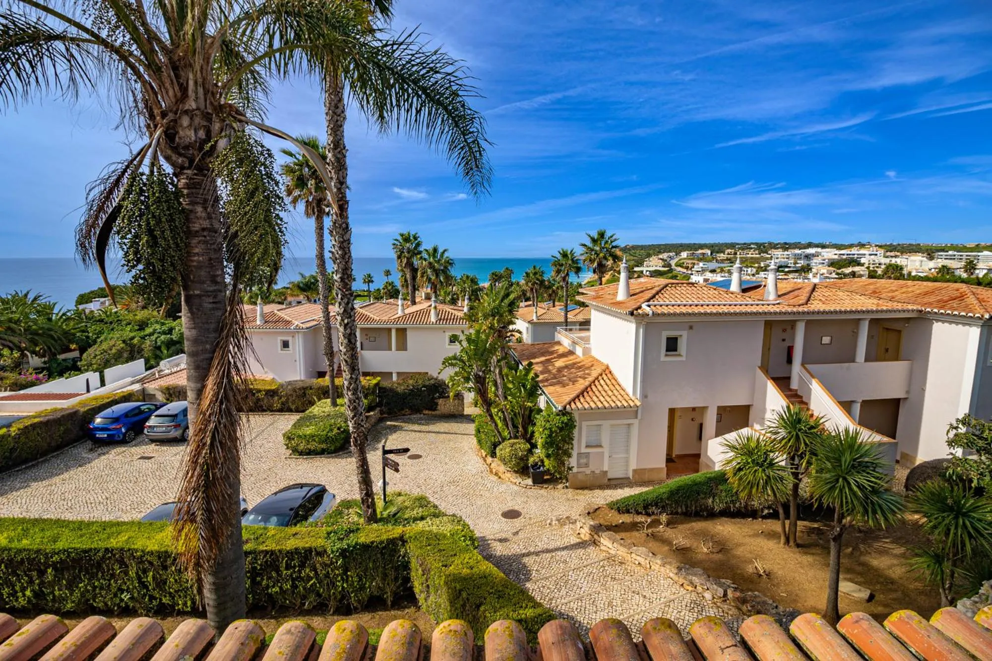 Property building in Clube Porto Mos - Sunplace Hotels & Beach Resort