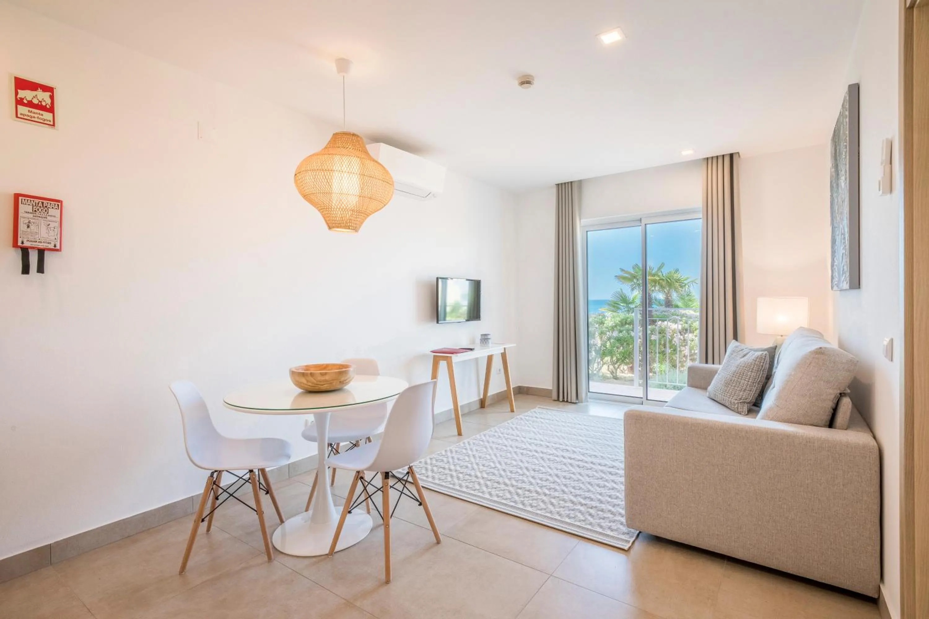 Living room in Clube Porto Mos - Sunplace Hotels & Beach Resort