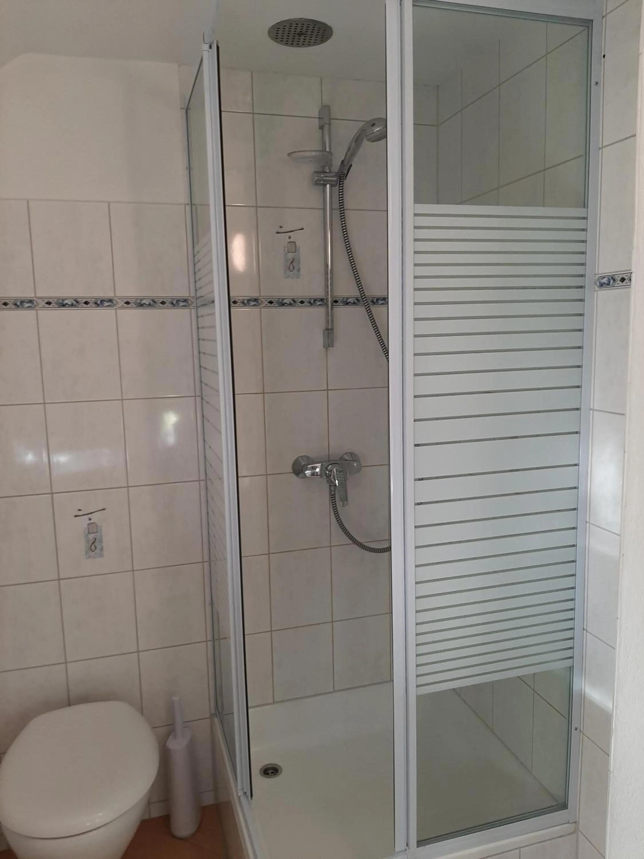 Shower in Ferienzimmer Wenzel