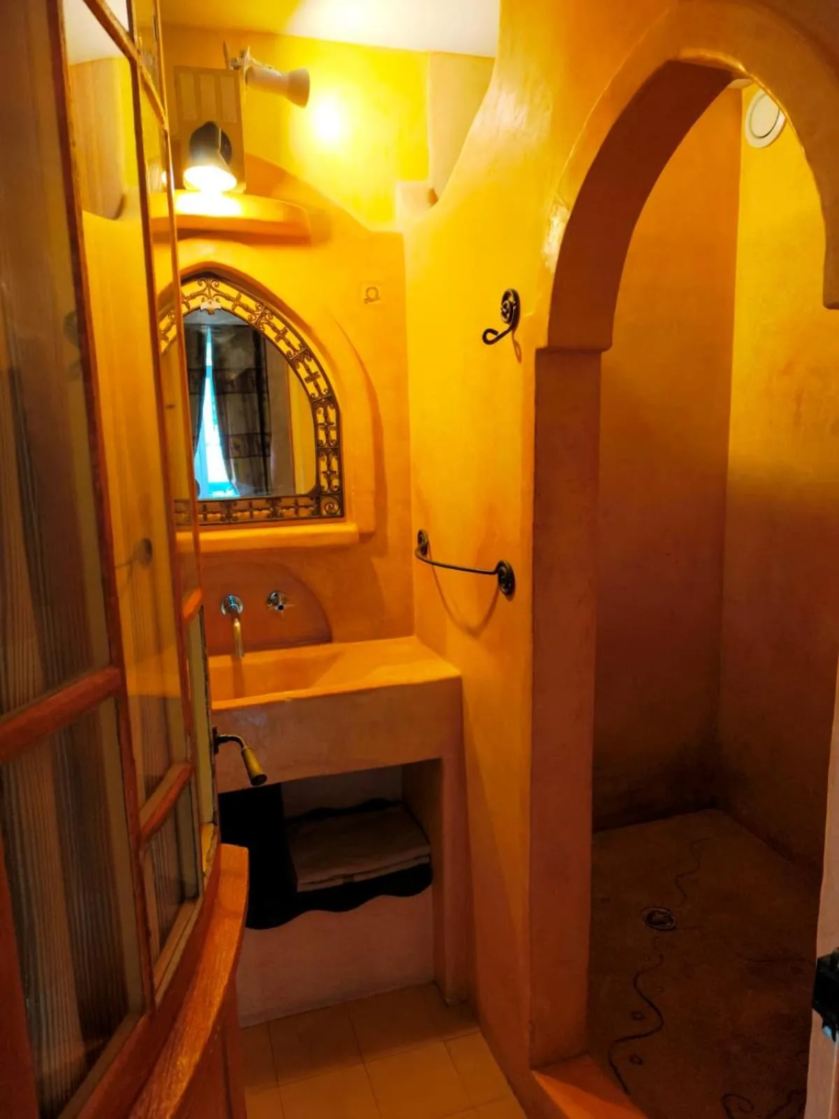 Bathroom in Hotel L'Astrolabe