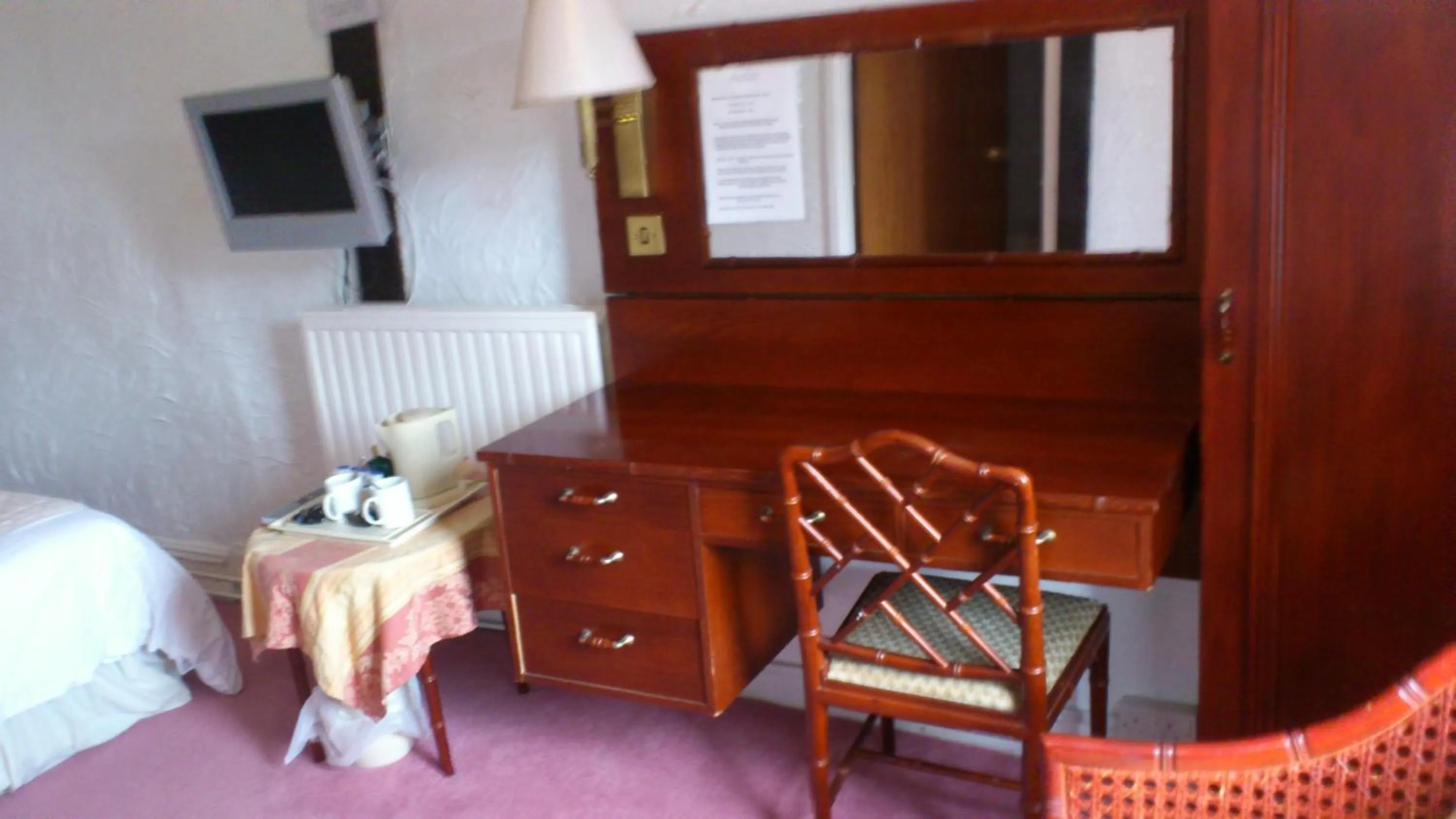 Decorative detail, Bed in The Griffin Hotel