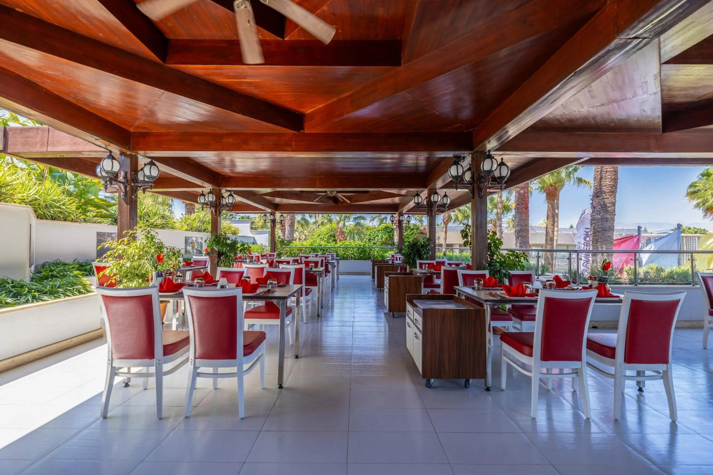 Food and drinks in VONRESORT Golden Beach & Aqua - Kids Concept-Ultra All Inclusive