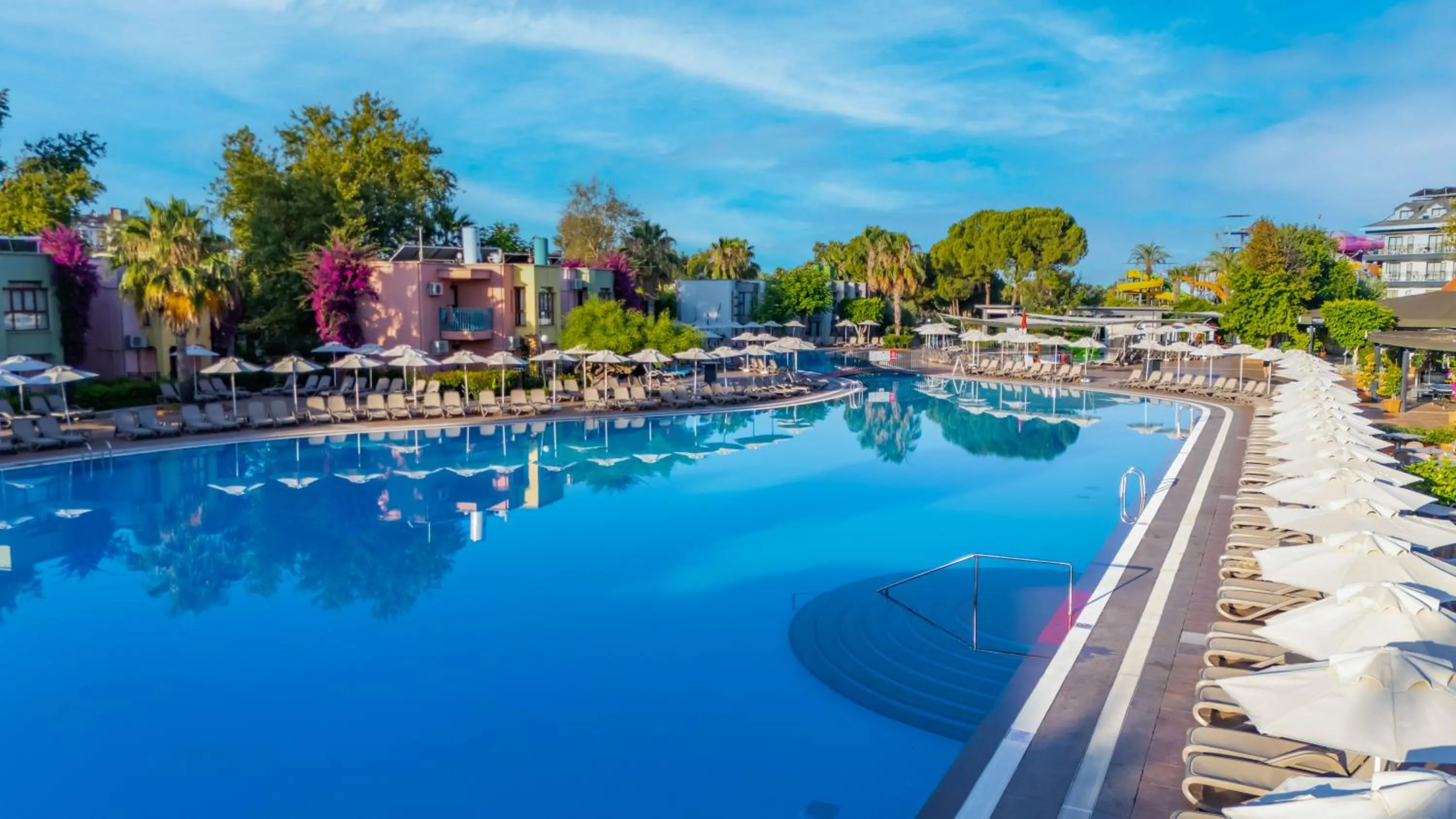 Swimming pool in VONRESORT Golden Beach & Aqua - Kids Concept-Ultra All Inclusive