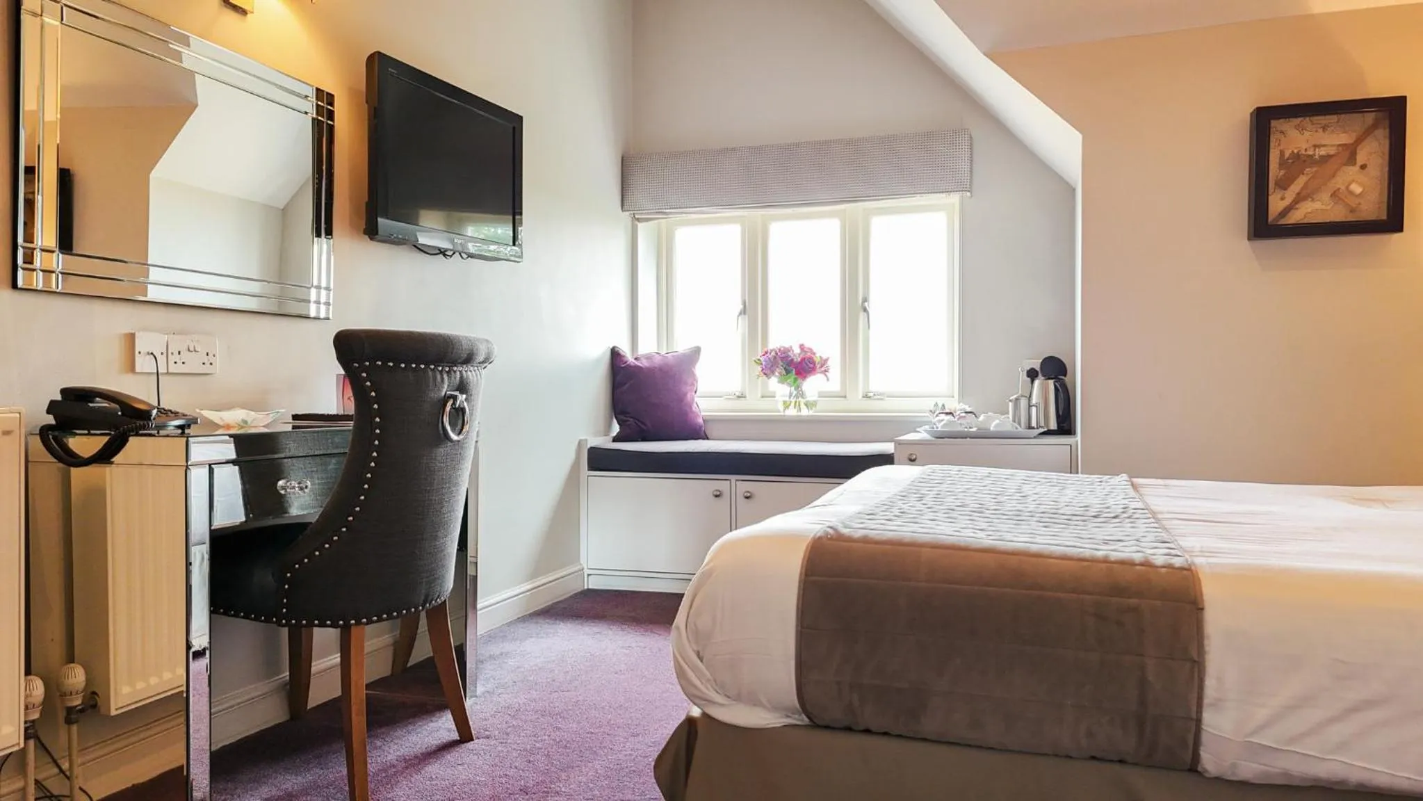 The Pheasant Public House & Hotel