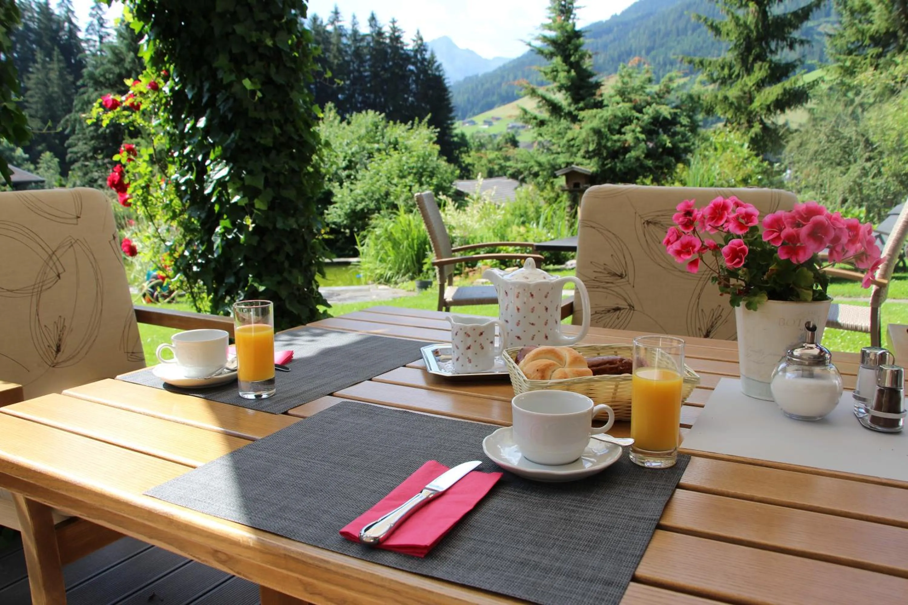 Breakfast in Gästehaus Gratlspitz