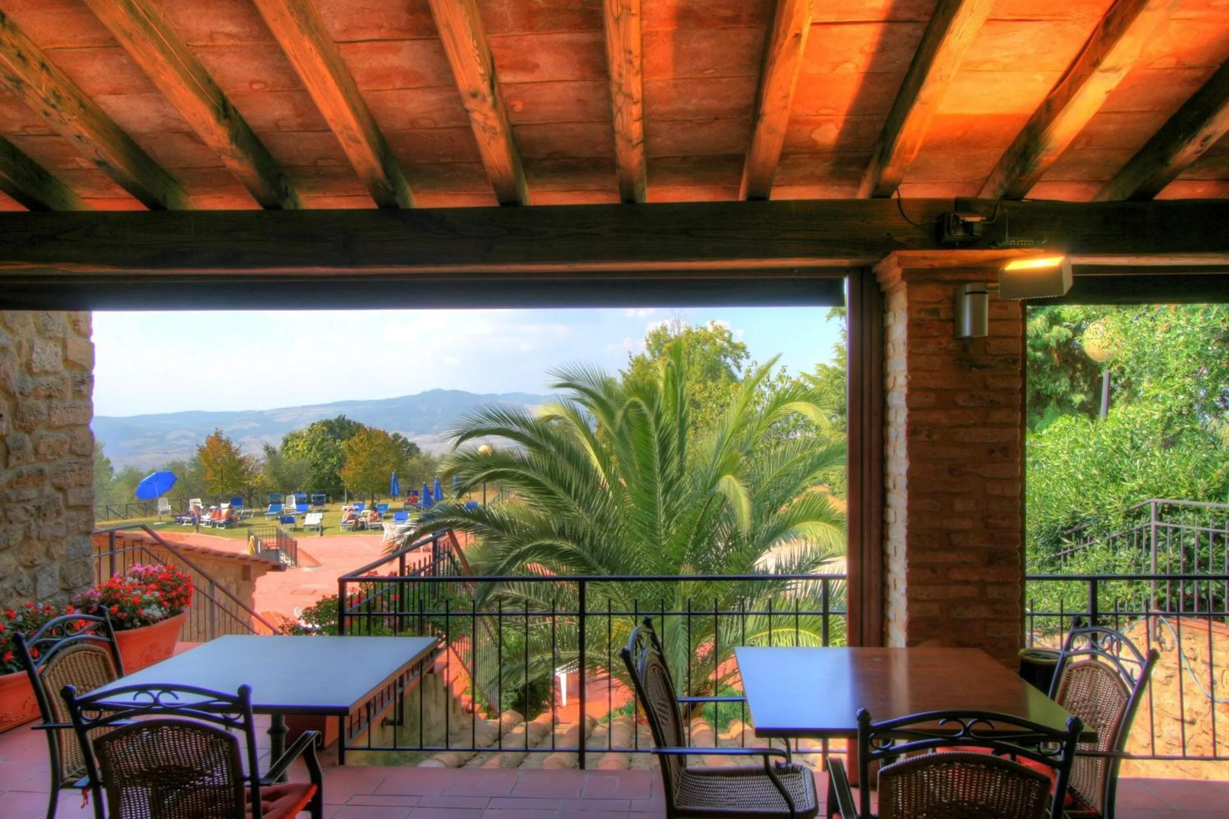 Balcony/Terrace in Hotel Residence Villa Rioddi
