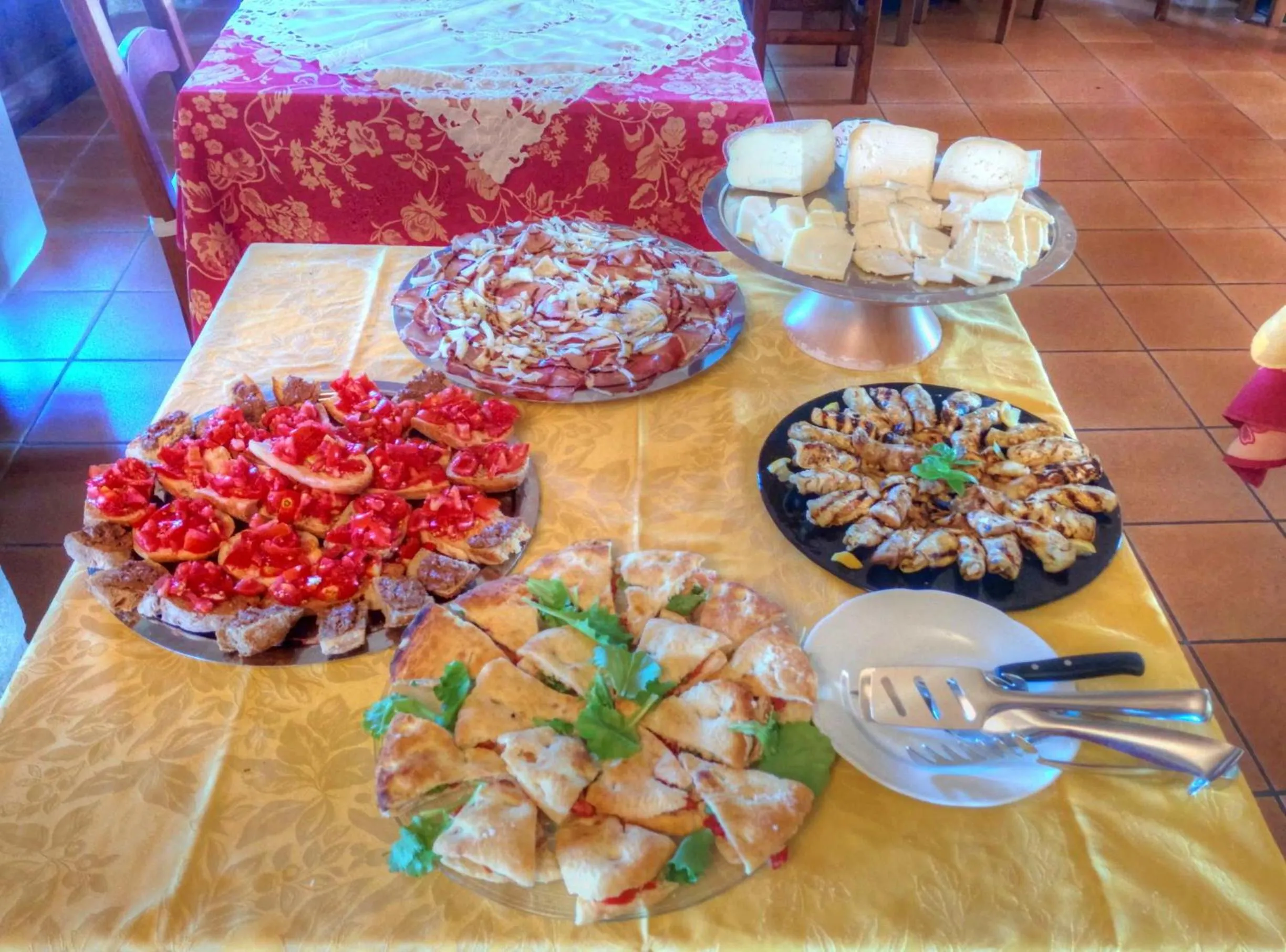 Buffet breakfast in Hotel Residence Villa Rioddi