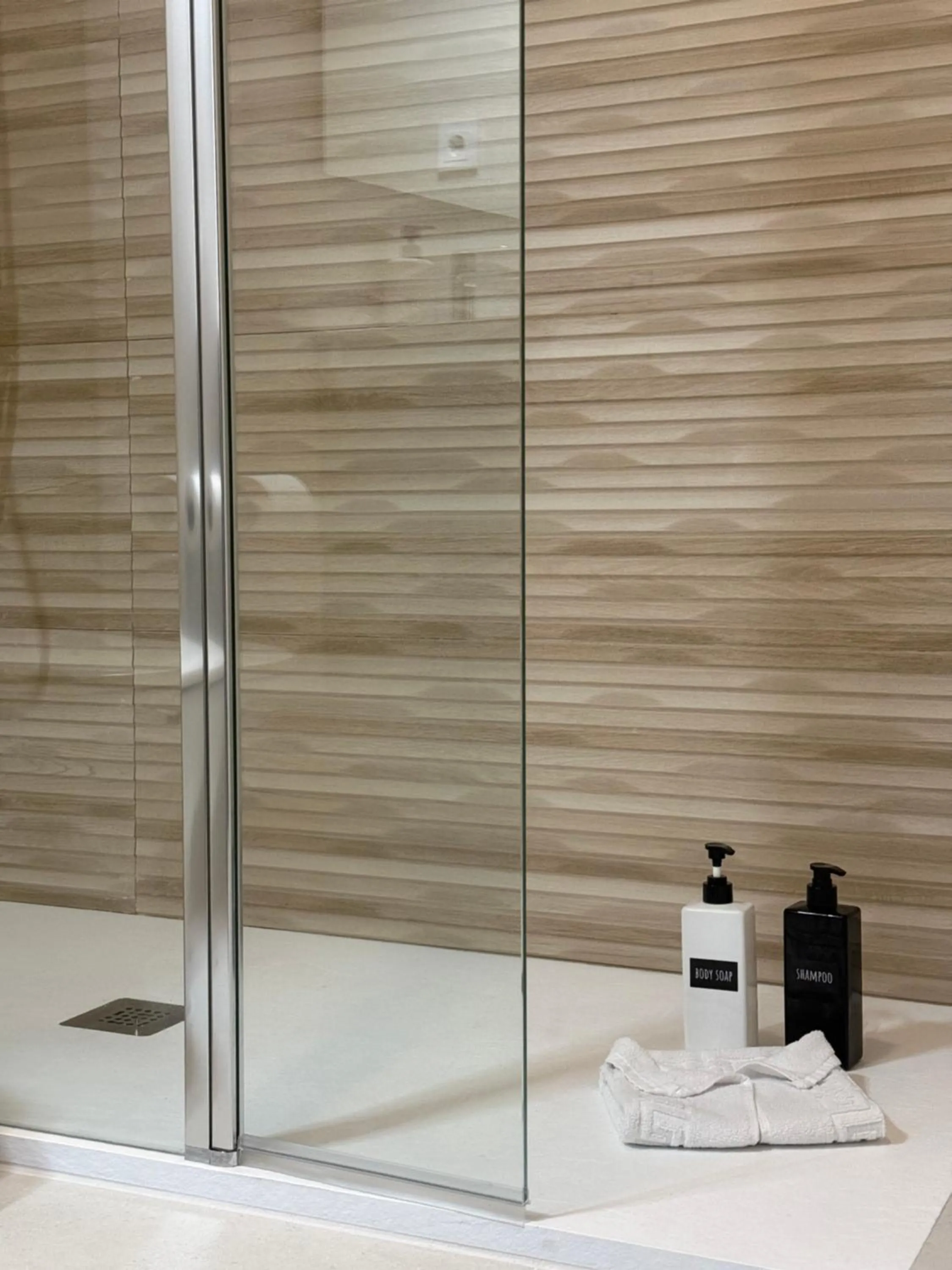 Shower in Apartamentos Salceda