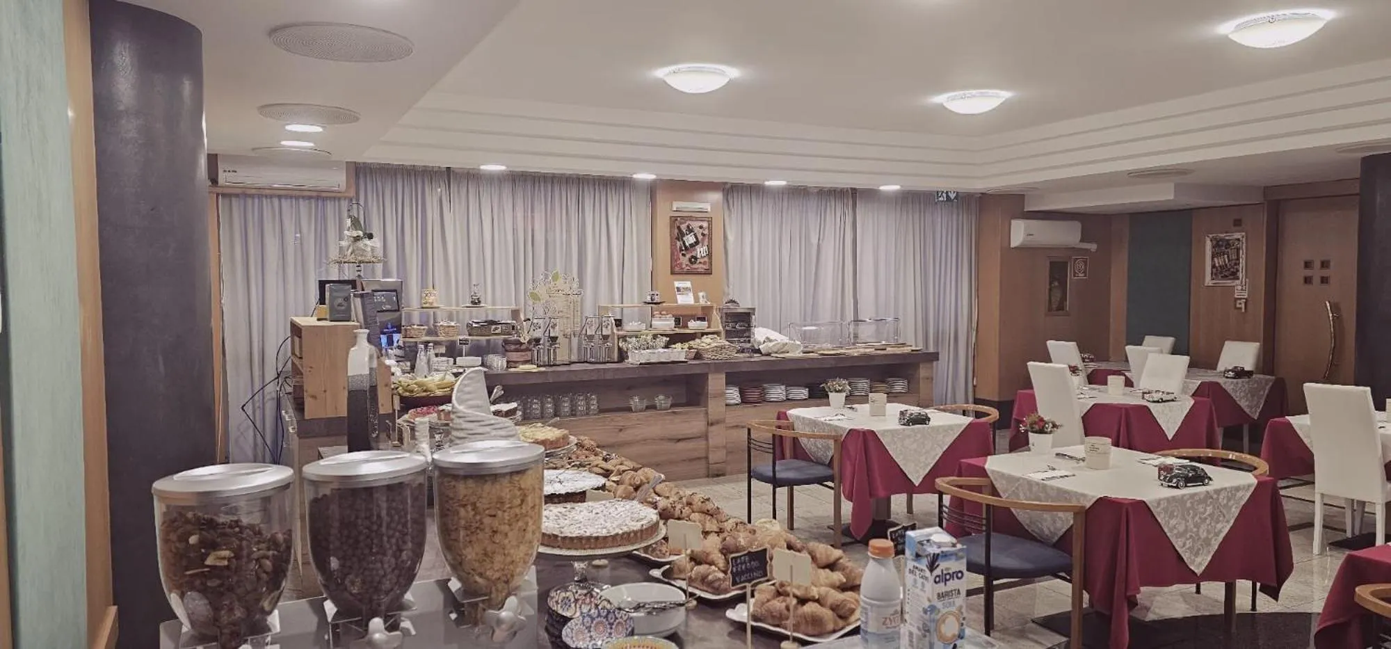 Breakfast in Hotel Casagrande