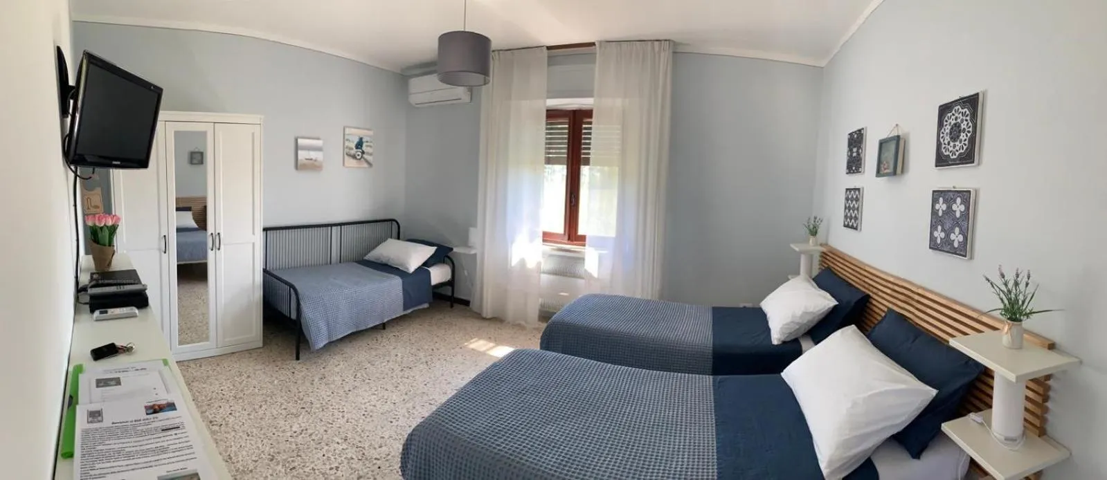 Bed in B&B dalLo Zio