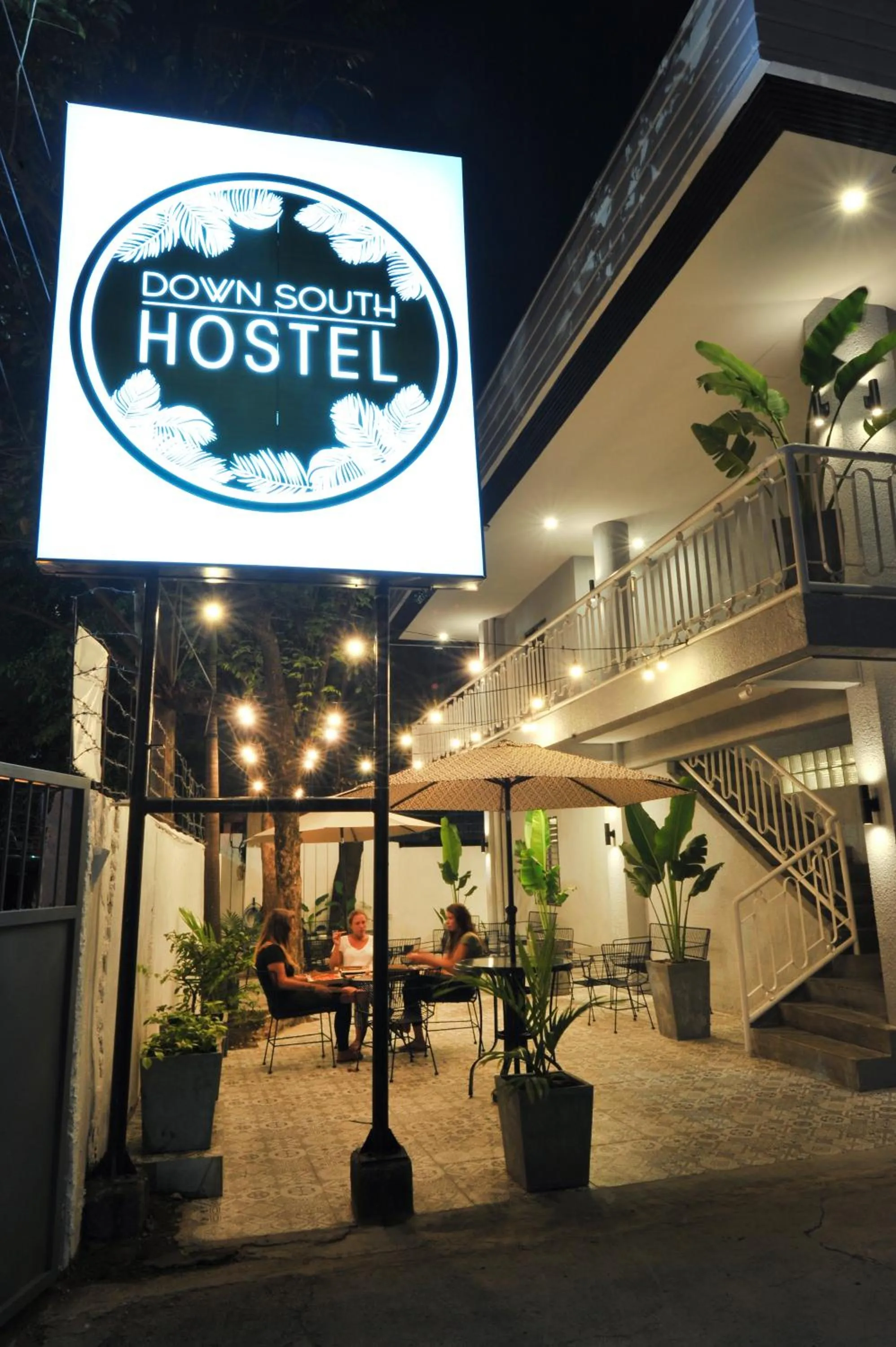 Facade/entrance in Down South Hostel