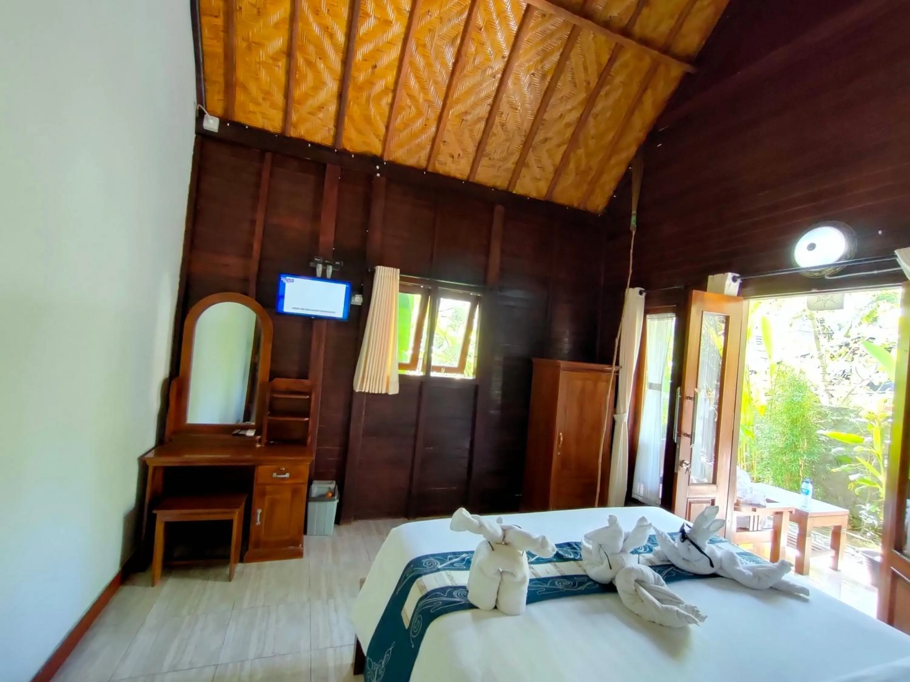 Bed in Exotic View Cottage