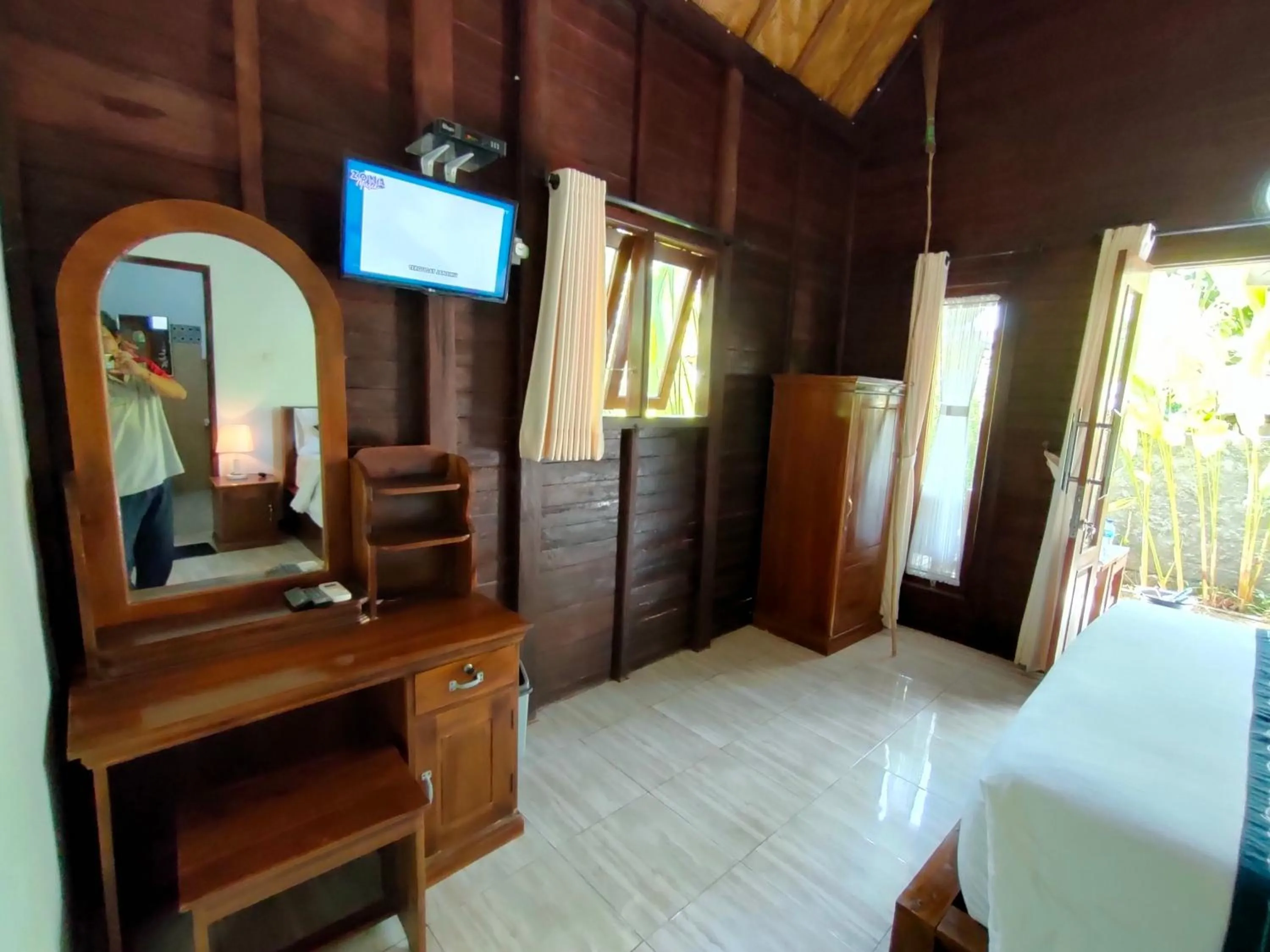 Bed in Exotic View Cottage