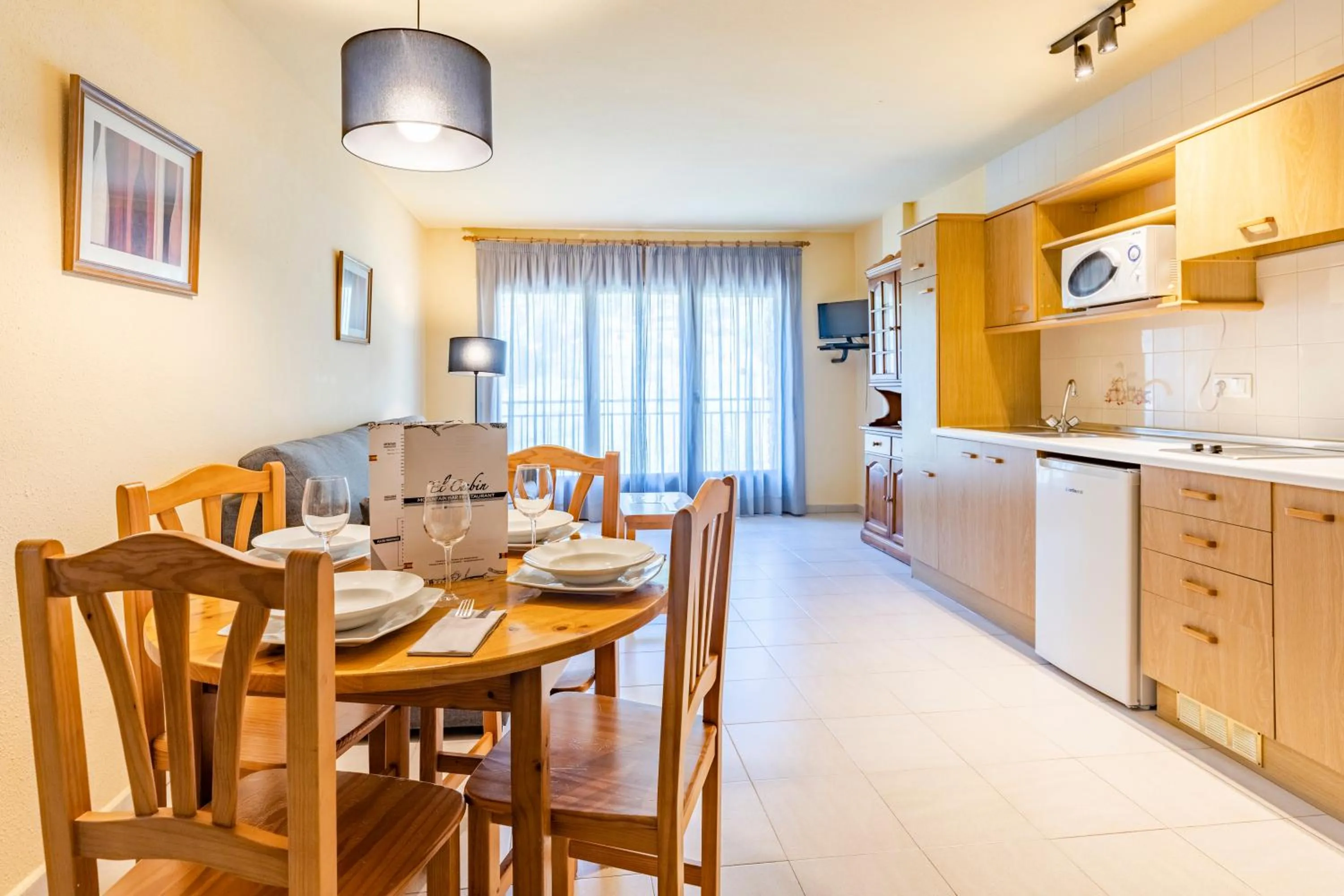 Kitchen or kitchenette in Apartamentos Turisticos Poblado