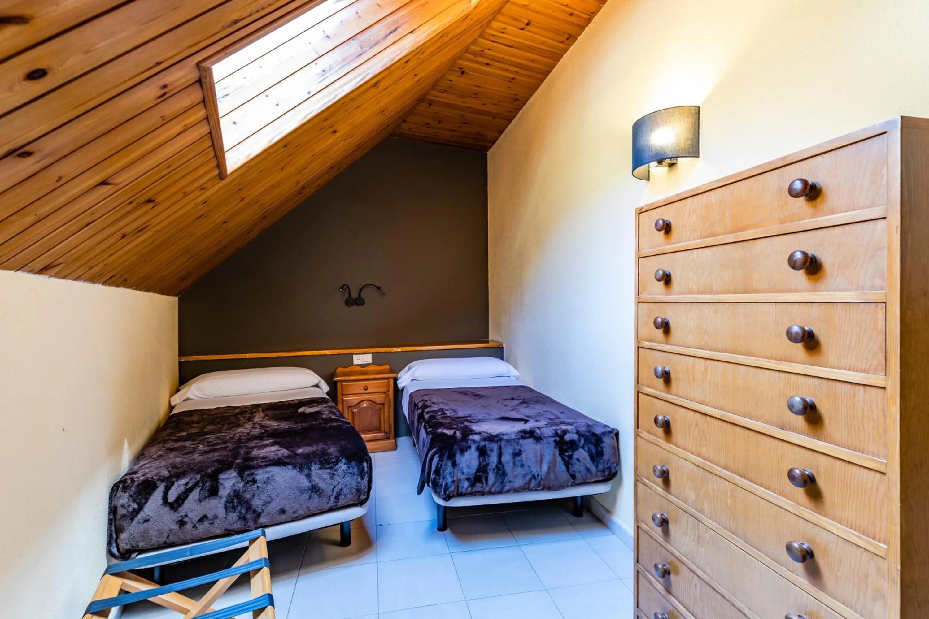 Bedroom, Bed in Apartamentos Turisticos Poblado