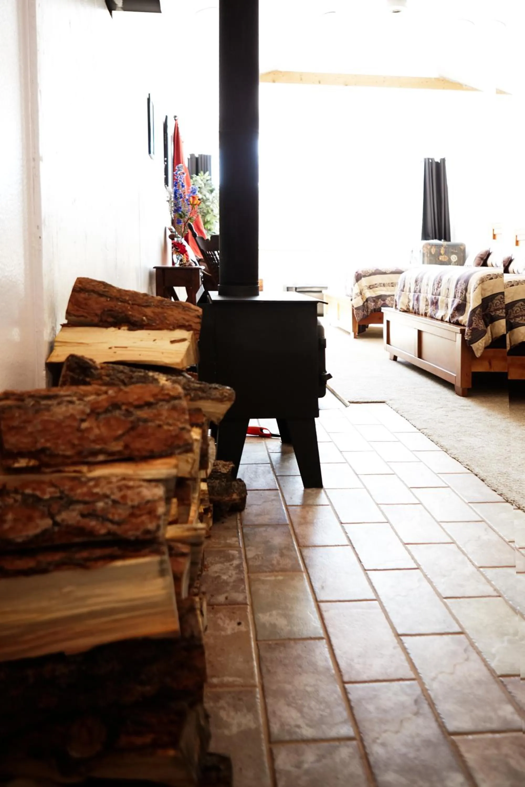 Bed in Devils Tower Lodge