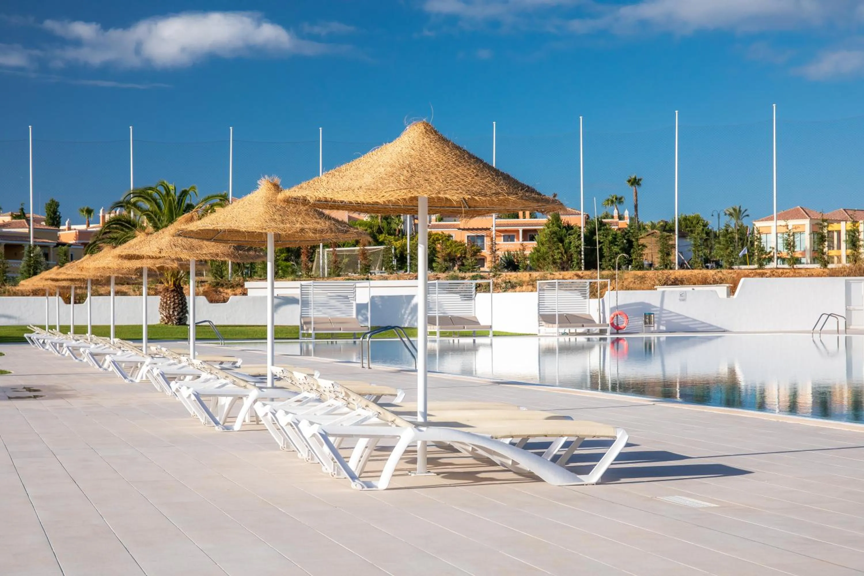 Swimming pool in Ancora Park - Sunplace Hotels & Resorts