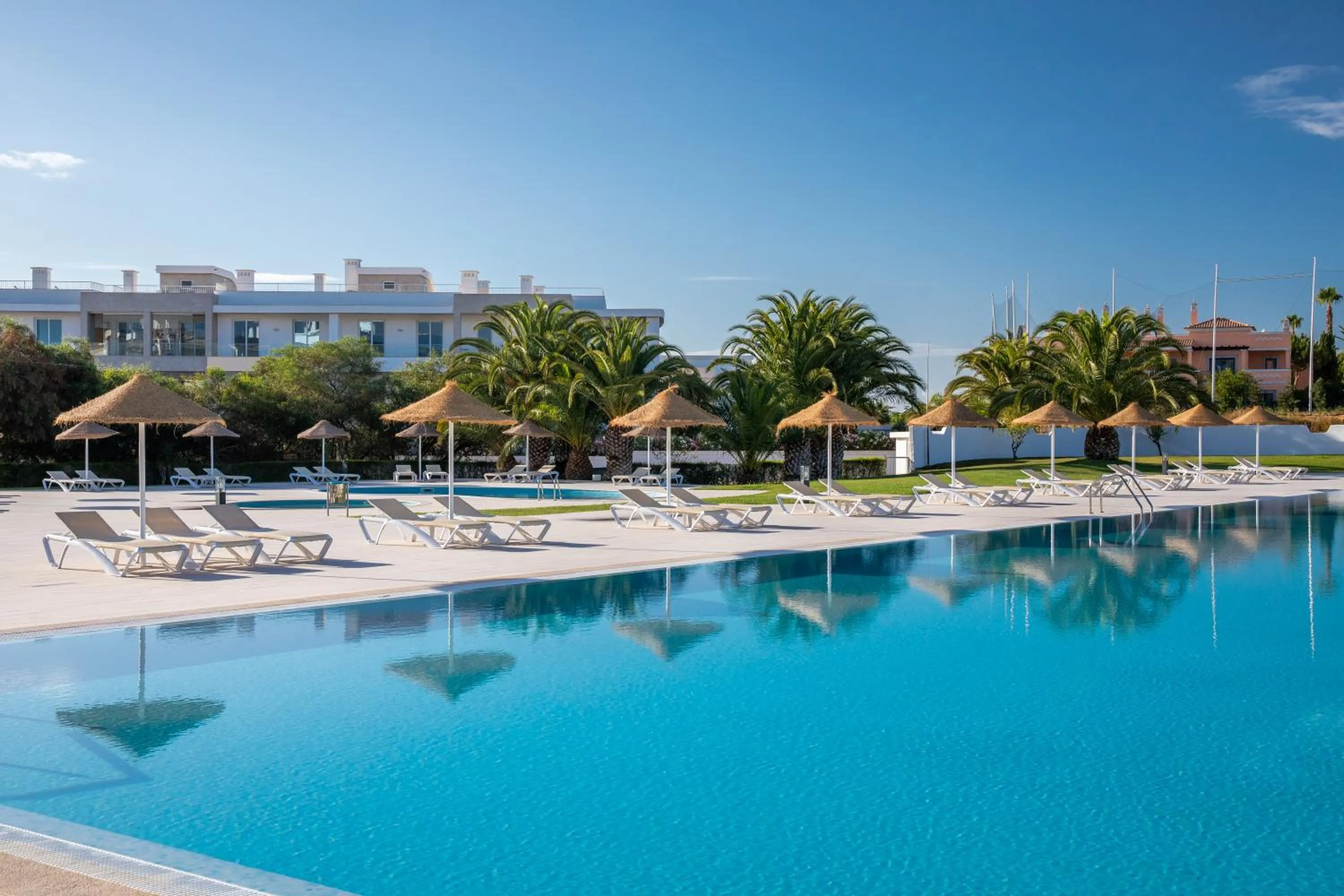 Swimming pool in Ancora Park - Sunplace Hotels & Resorts