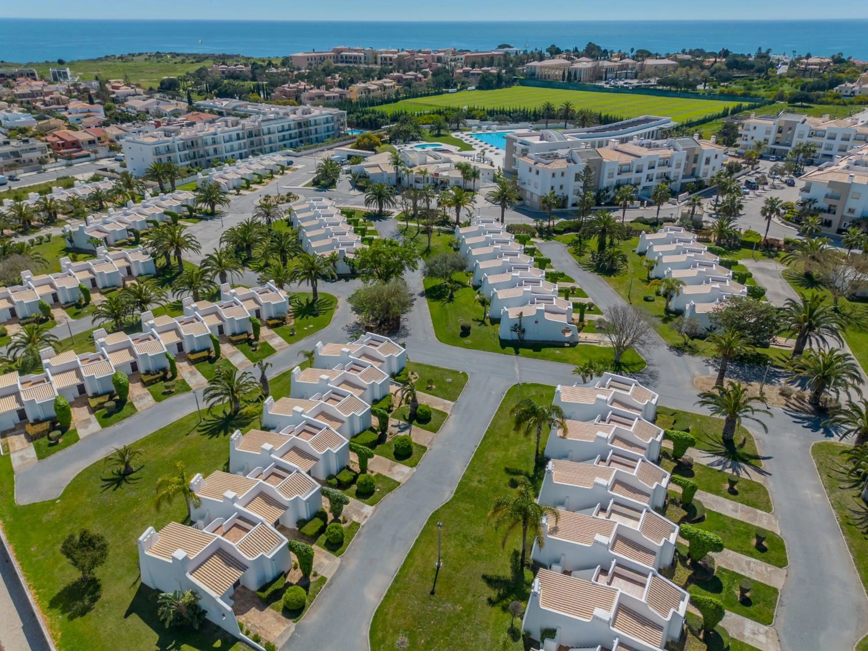 Property building in Ancora Park - Sunplace Hotels & Resorts